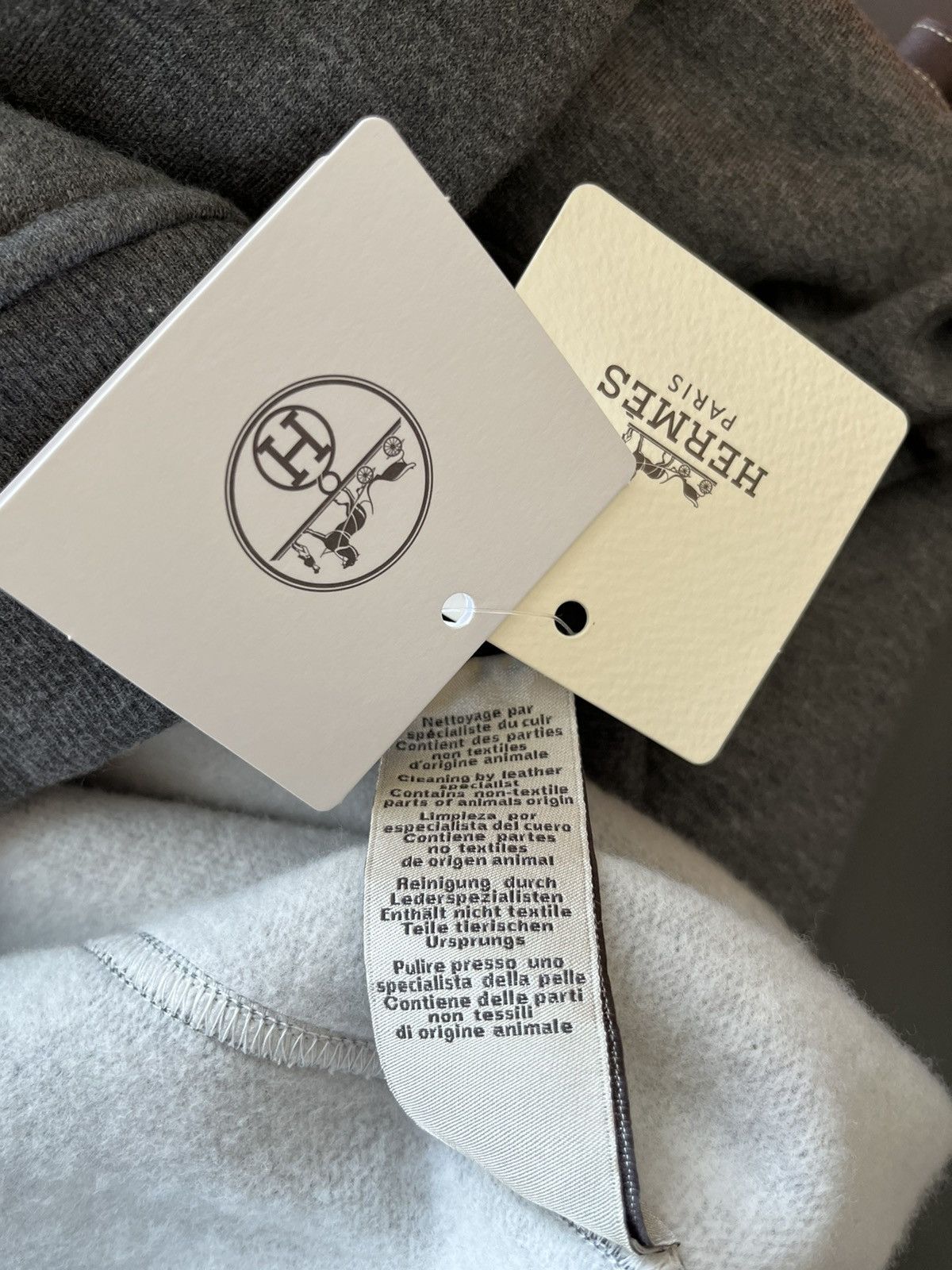 Hermes Super Runway Brand New Cashmere and Leather Hooded Sweater Size US L / EU 52-54 / 3 - 10 Thumbnail