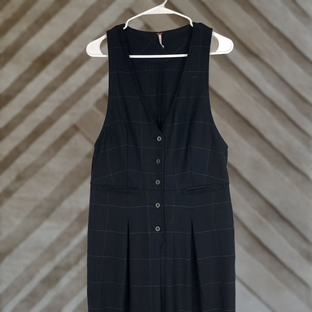 Free People FREE PEOPLE WOMEN'S One-Piece Jumpsuit BLACK Sleeveless Button Pleated Pockets 6 Size 28" / US 6 / IT 42 - 1 Thumbnail