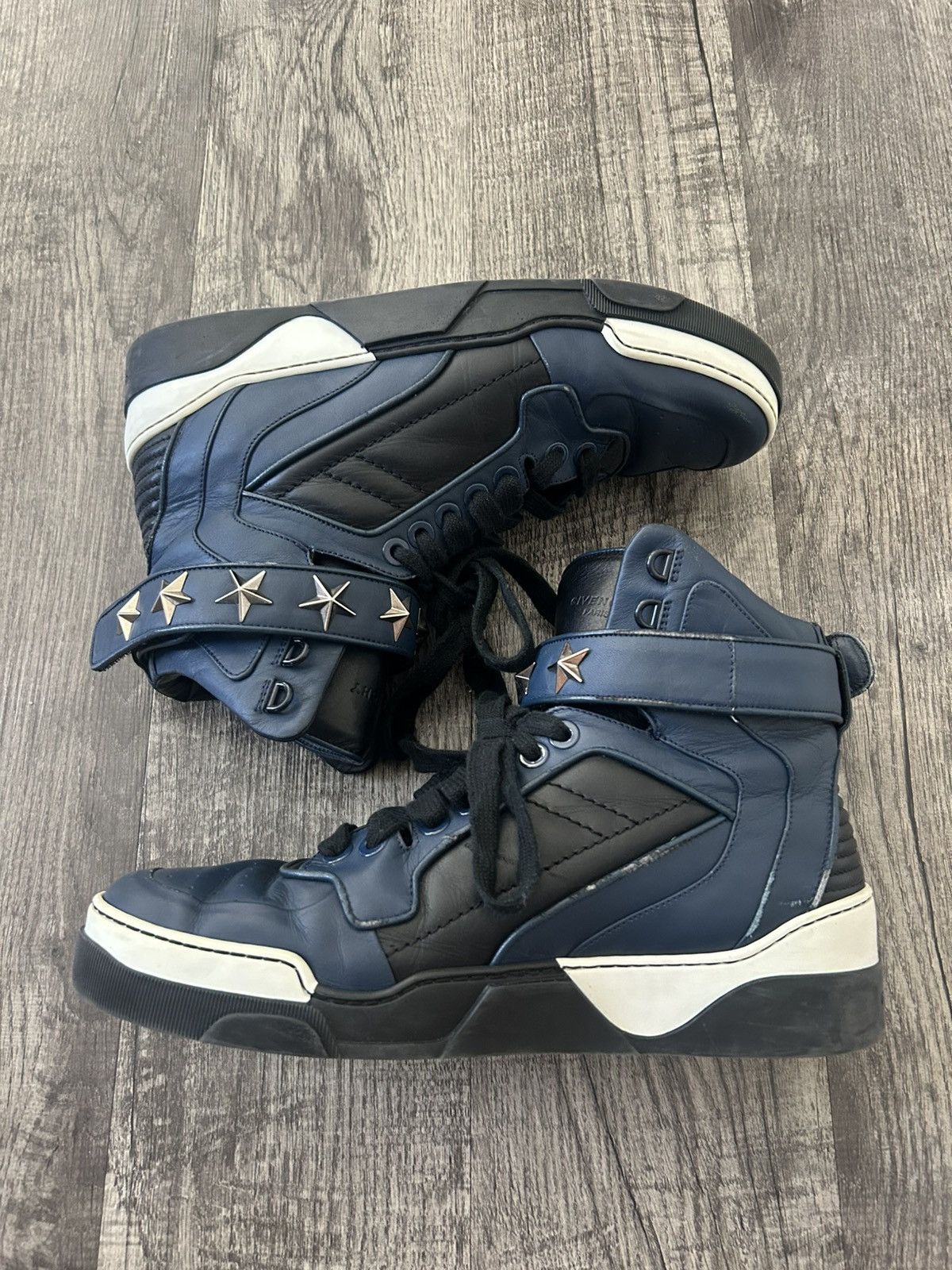 Givenchy Tyson | Grailed