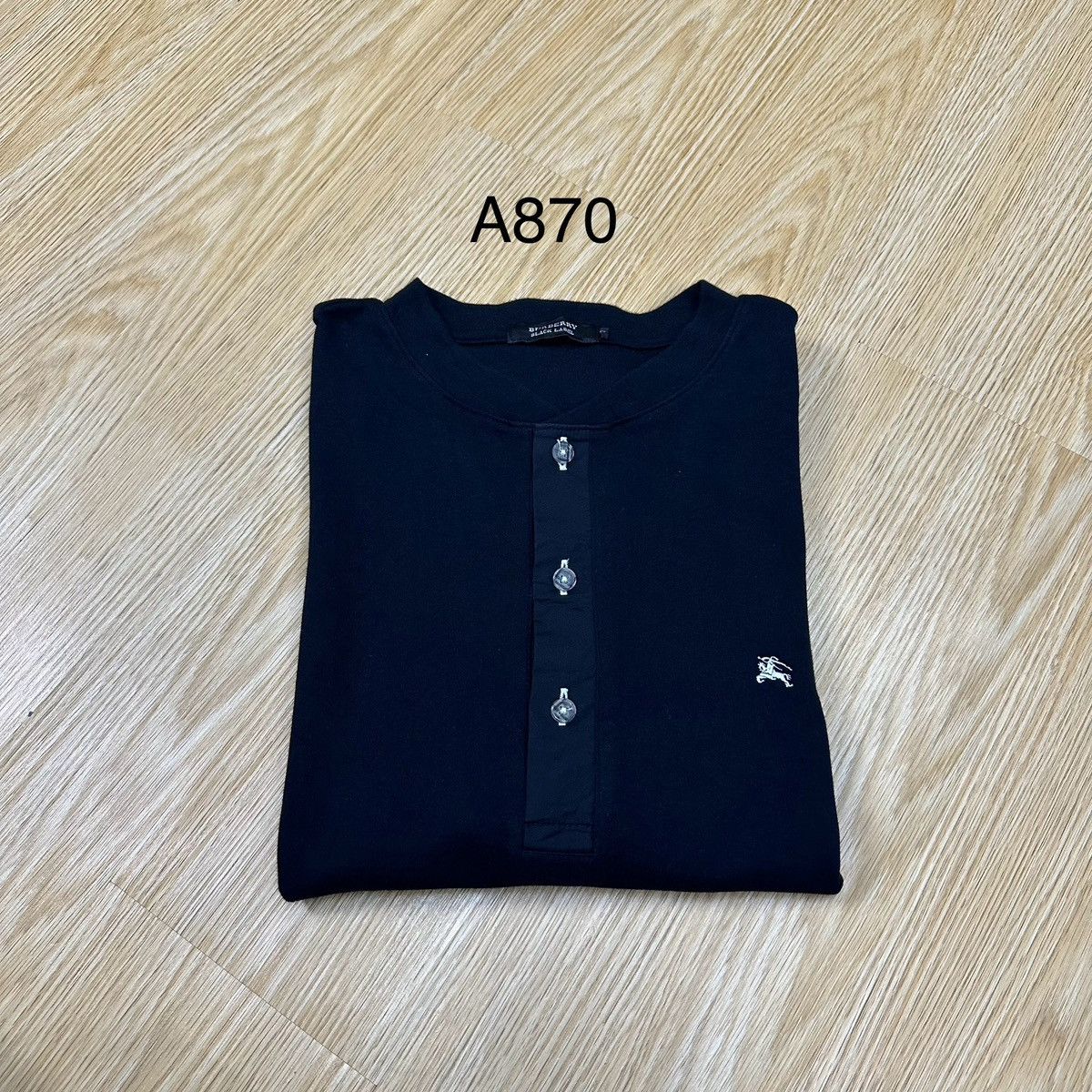 Burberry Burberry Black Label Half Button TShirt A870 Size US M / EU 48-50 / 2 - 13 Thumbnail