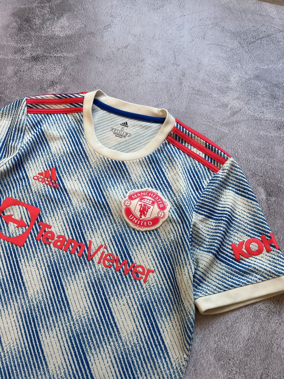 Adidas ADIDAS MENS MANCHESTER UNITED Jersey Size:S AEROREADY Size US S / EU 44-46 / 1 - 5 Thumbnail