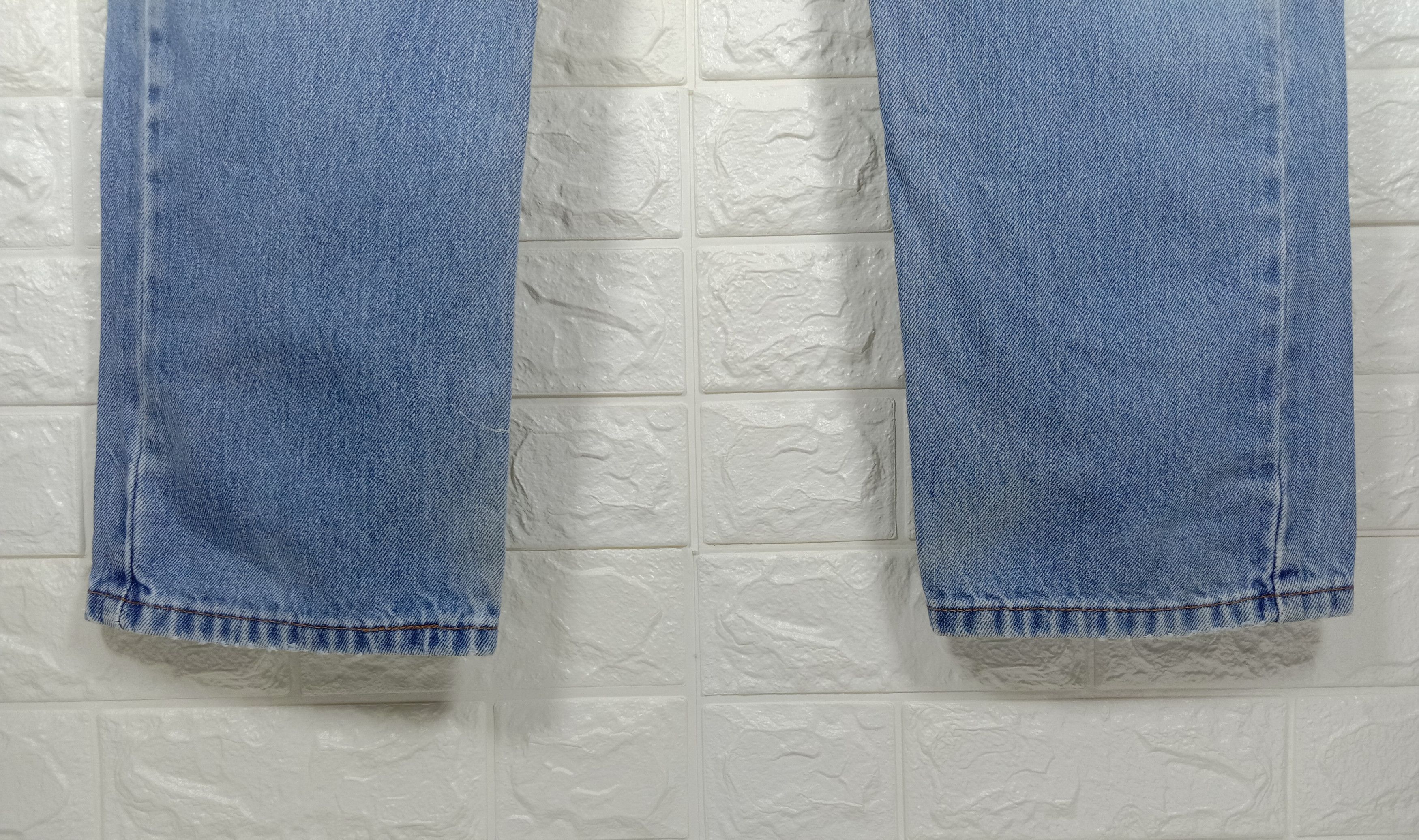 Levi's Vintage Levi's 505 Jeans Faded Blue Distressed Denim Size US 33 - 4 Thumbnail