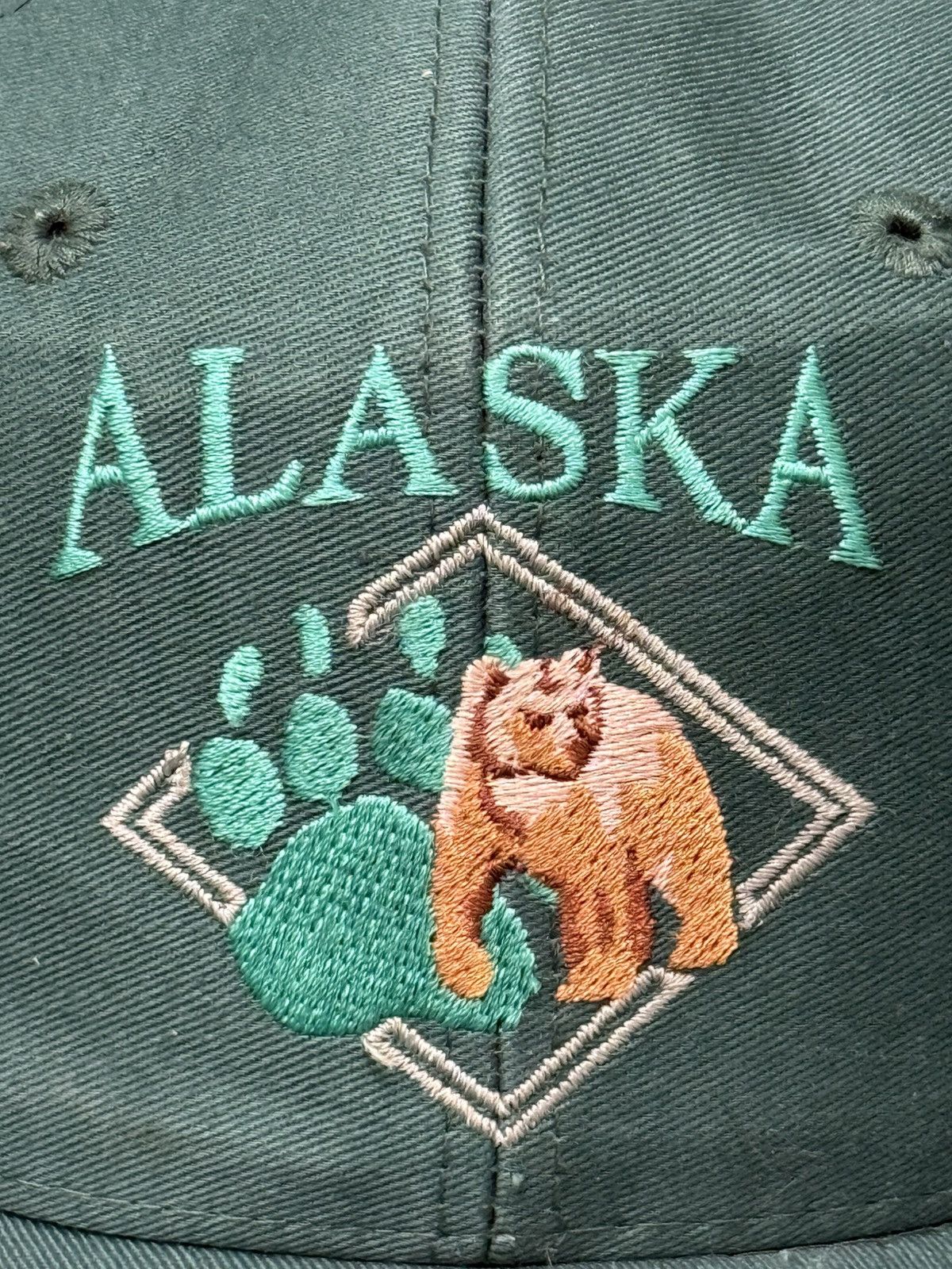 Vintage Vintage 90s Alaska Grizzly Bear Snapback Hat Size ONE SIZE - 2 Thumbnail