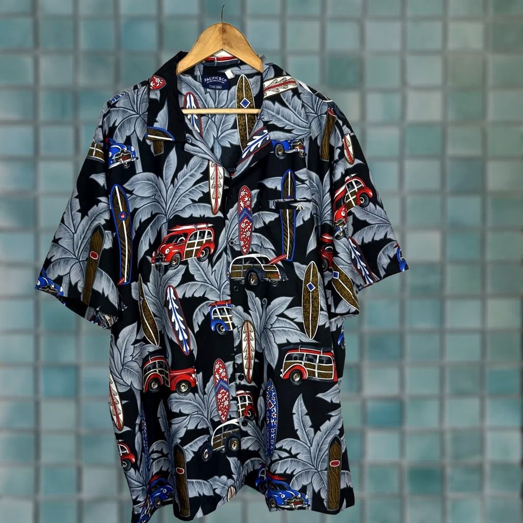 CO Pacific & Co Mens XXL Hawaiian Shirt Black Surfboard Woodie Car Tropical Print Shirt Size US XXL / EU 58 / 5 - 1 Thumbnail