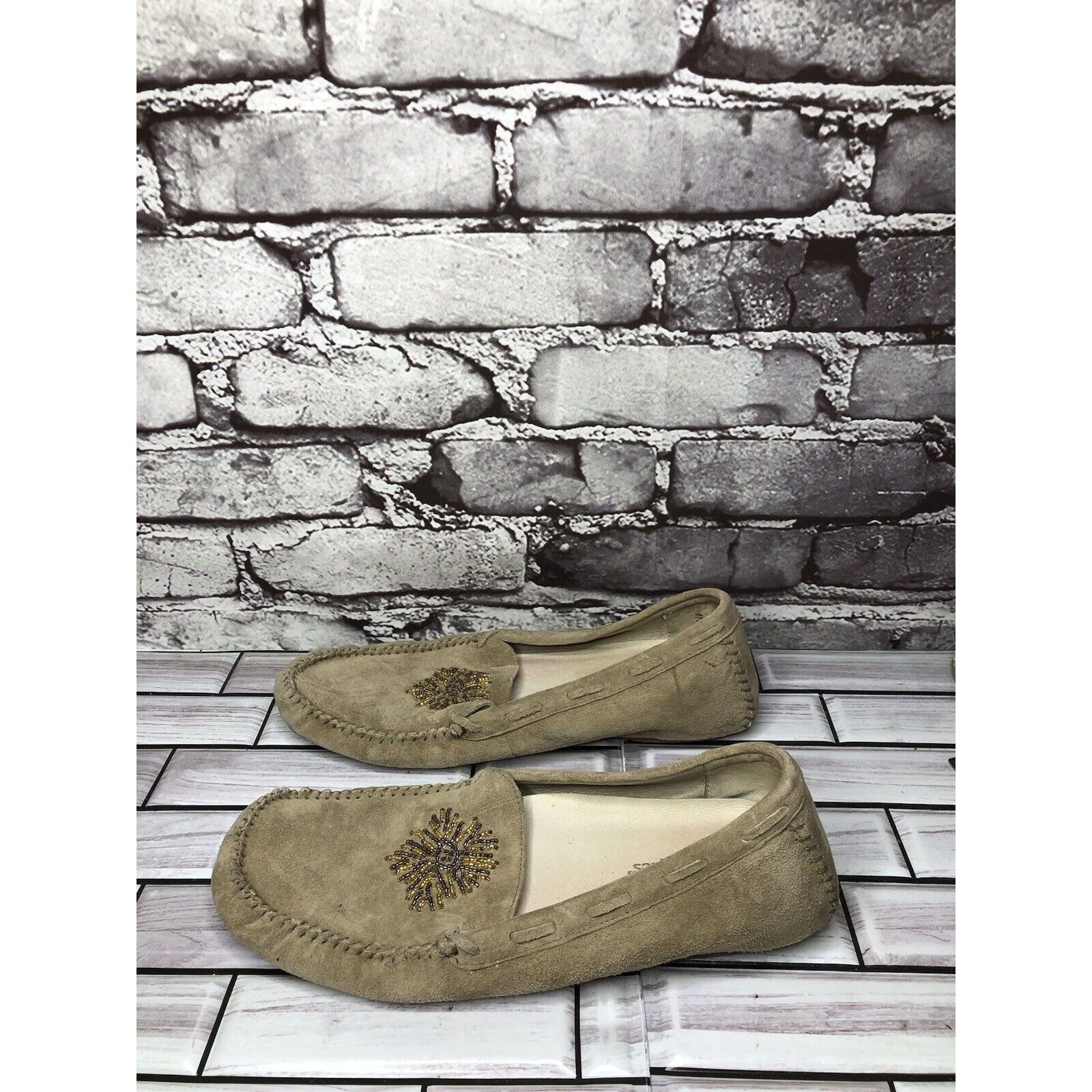 Hush Puppies Hush Puppies Beige Leather Gem Handsewn Loafers Driving Shoe Size US 7.5 / IT 37.5 - 12 Thumbnail