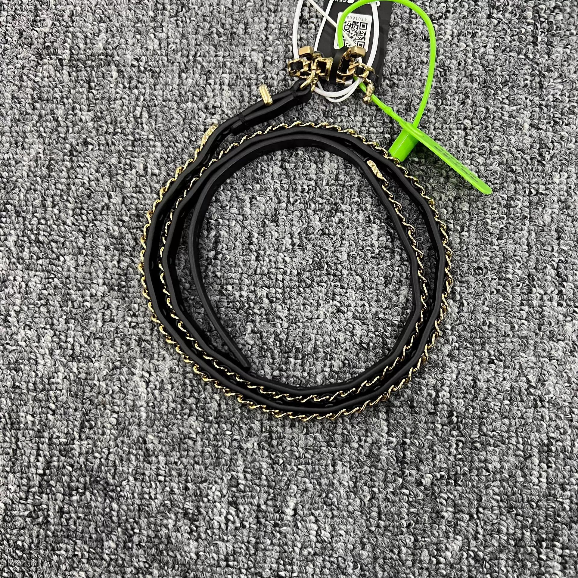 Chanel Chanel 22A Black Gold Leather Chain Bow Buckle Thin Belt Size ONE SIZE - 2 Thumbnail