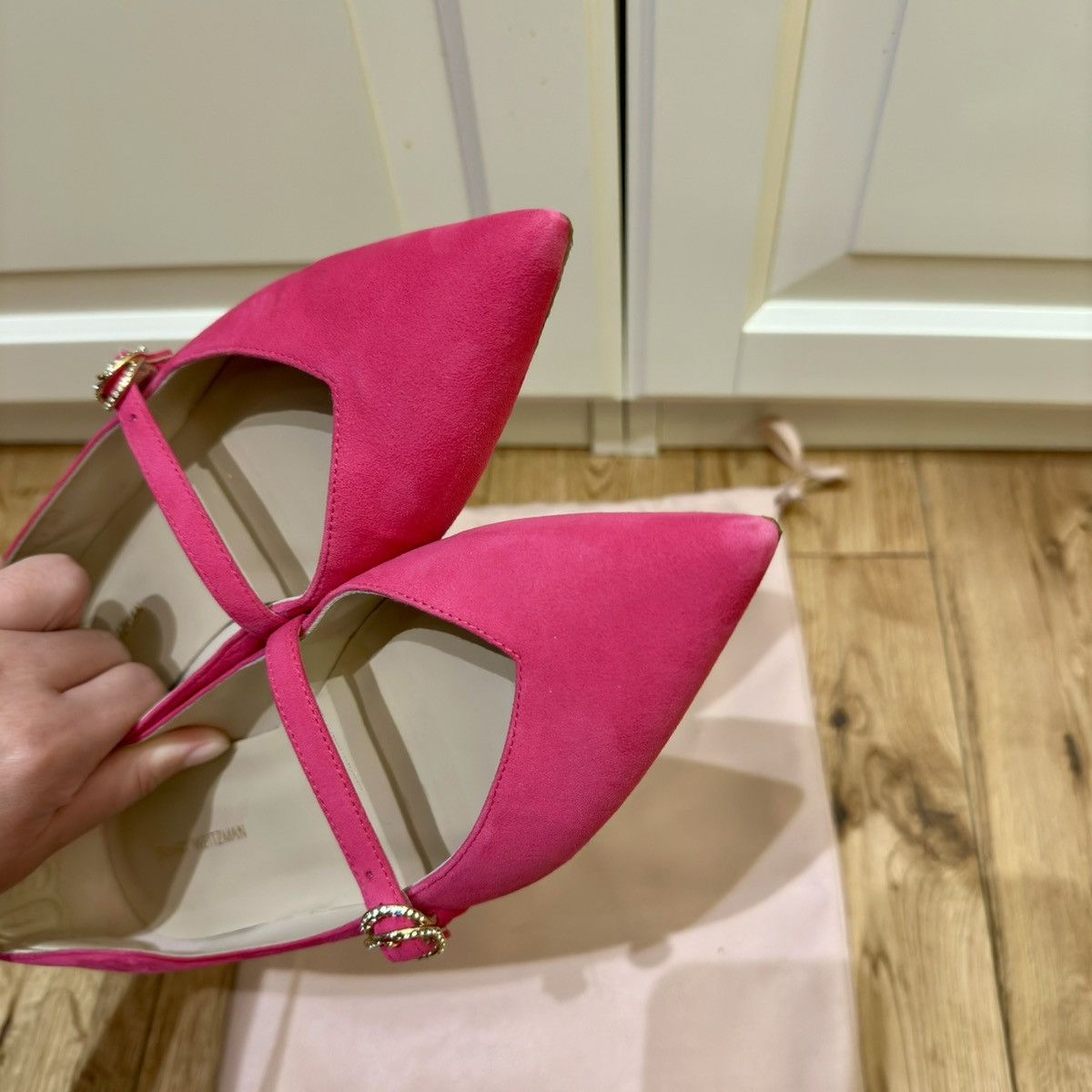 Stuart Weitzman STUART WEITZMAN Pink Crystal Buckle Suede Flat, US8.5, EU39 Size US 8.5 / IT 38.5 - 3 Thumbnail