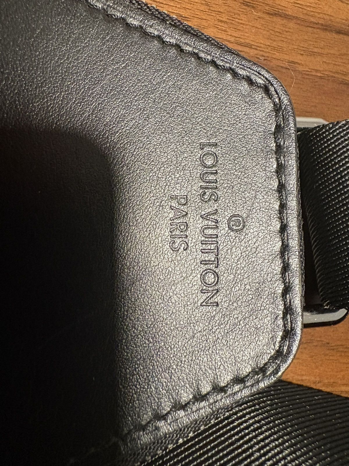 Louis Vuitton Louis Vuitton Avenue Sling Bag Size ONE SIZE - 9 Thumbnail