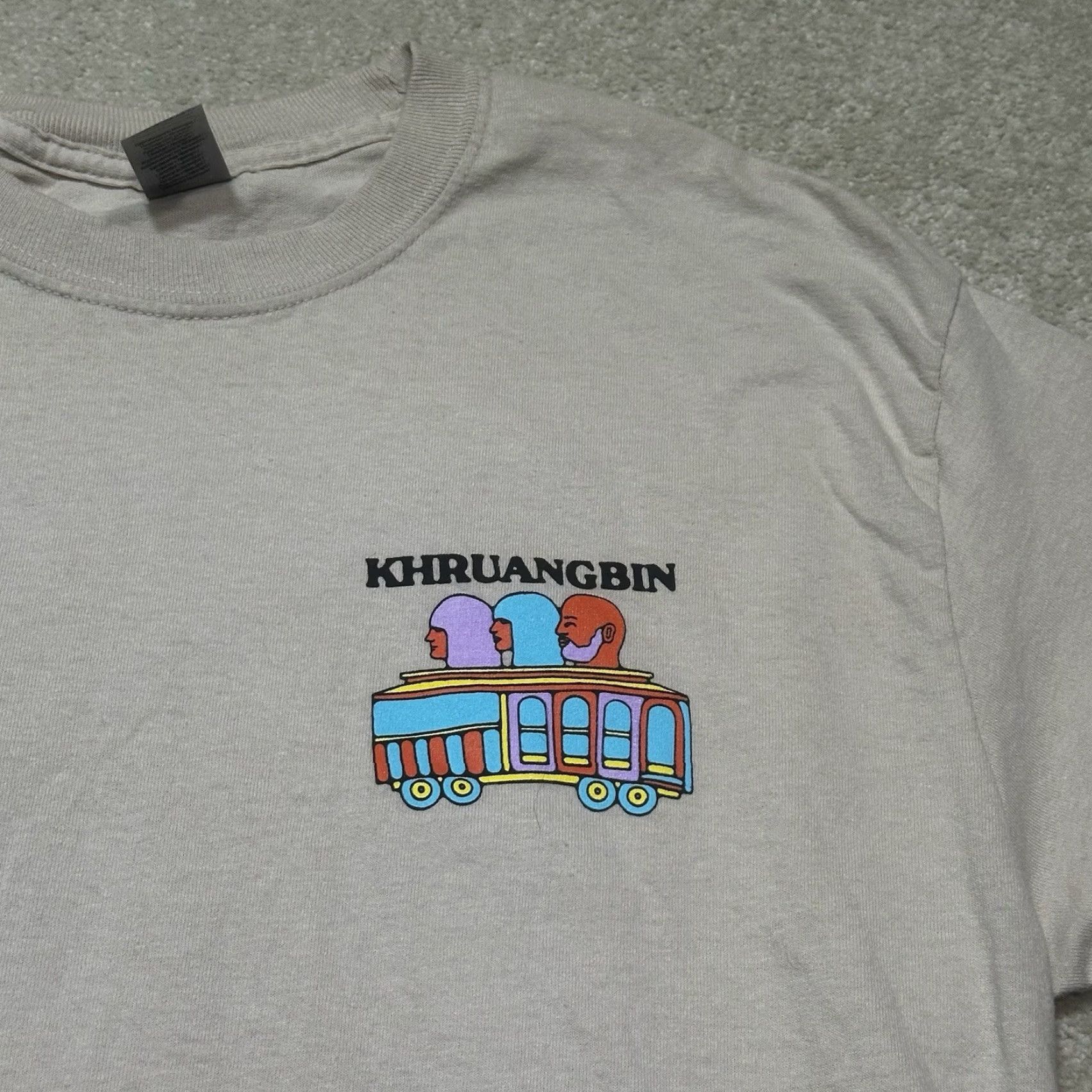 Gildan Khruangbin Band Shirt Mens Medium Beige Long Sleeve Logo Cotton All Seasons Double-Sided Music Size US M / EU 48-50 / 2 - 3 Thumbnail