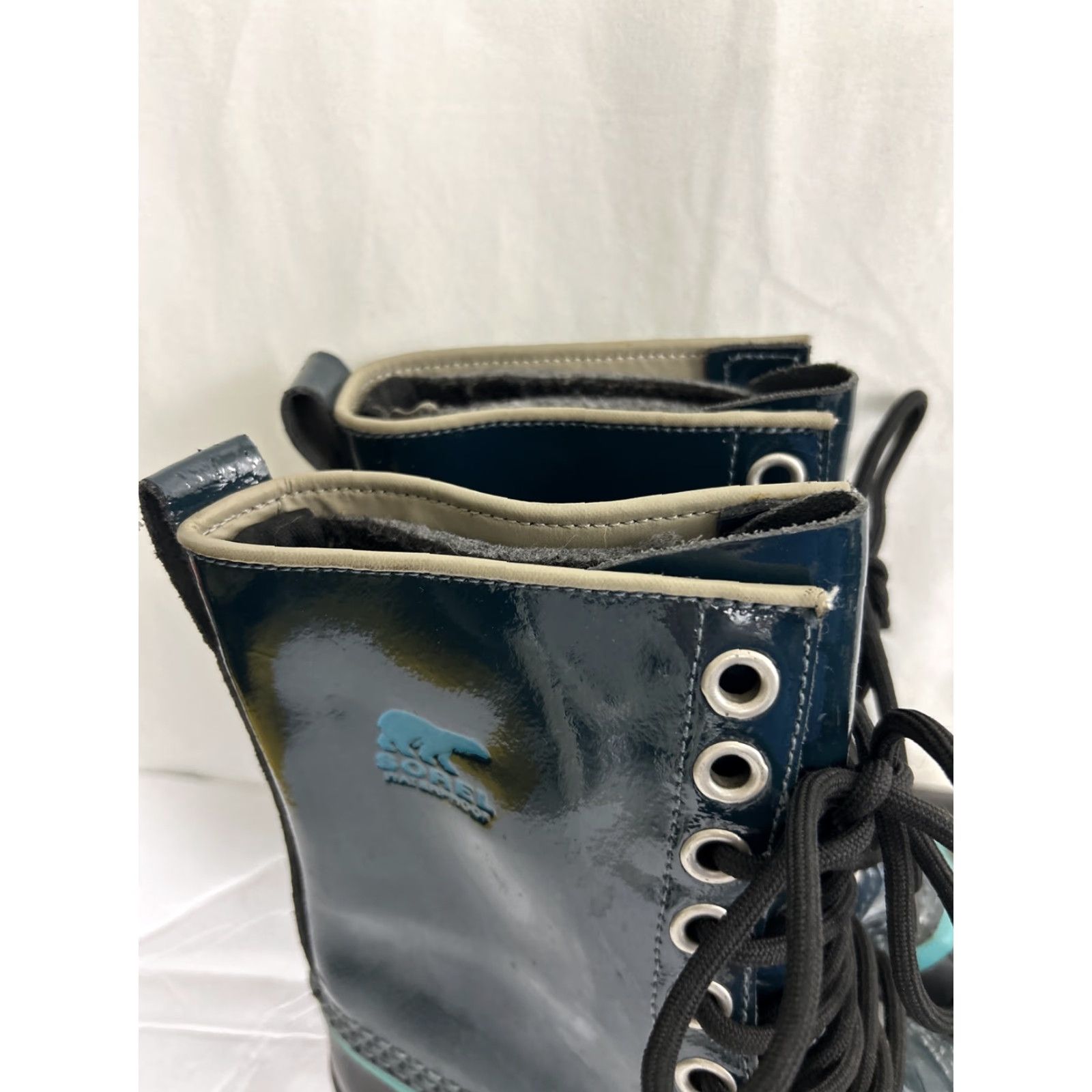 SOREL Sorel Aqua Dahlia Boots Womens Size 6 Lace Up Patent Leather Blue Rain Winter Boots Mens? Ladies No—keep Womens Size 6 Blue Patent Leather Duck Boots Size US 6 / IT 36 - 5 Thumbnail