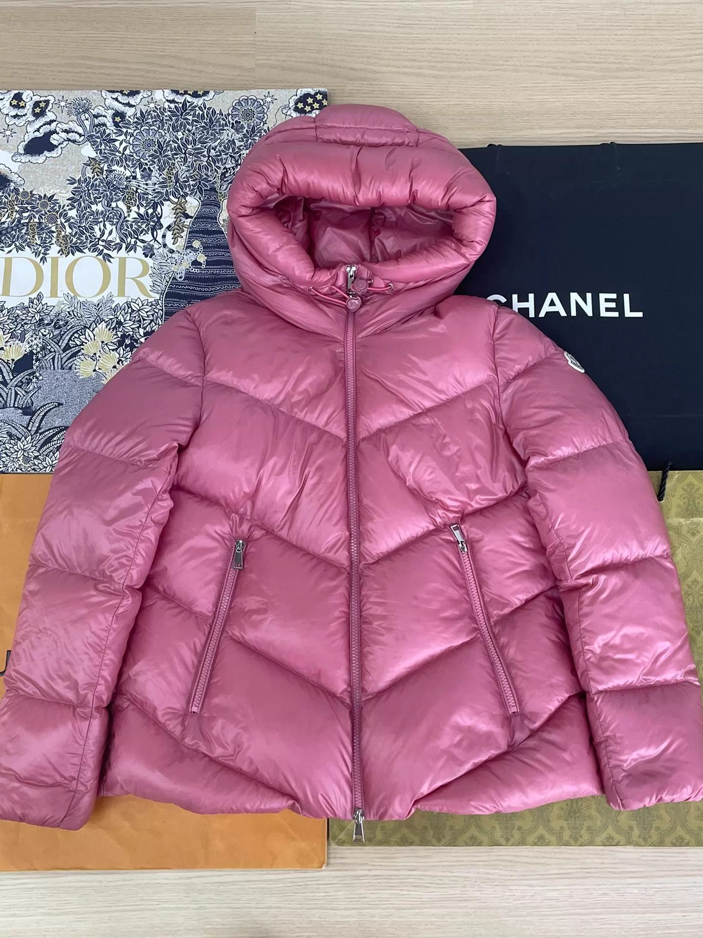 Moncler Moncler Chambon Pink Hooded Down Jacket Women's Size 2 Size XS / US 0-2 / IT 36-38 - 1 Thumbnail
