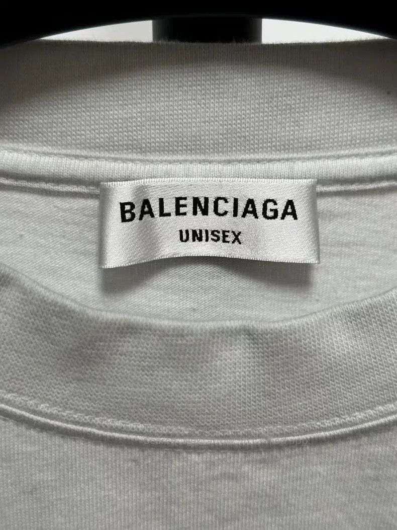 Balenciaga Balenciaga Distressed Graffiti Letter Tee. Size US XS / EU 42 / 0 - 4 Thumbnail