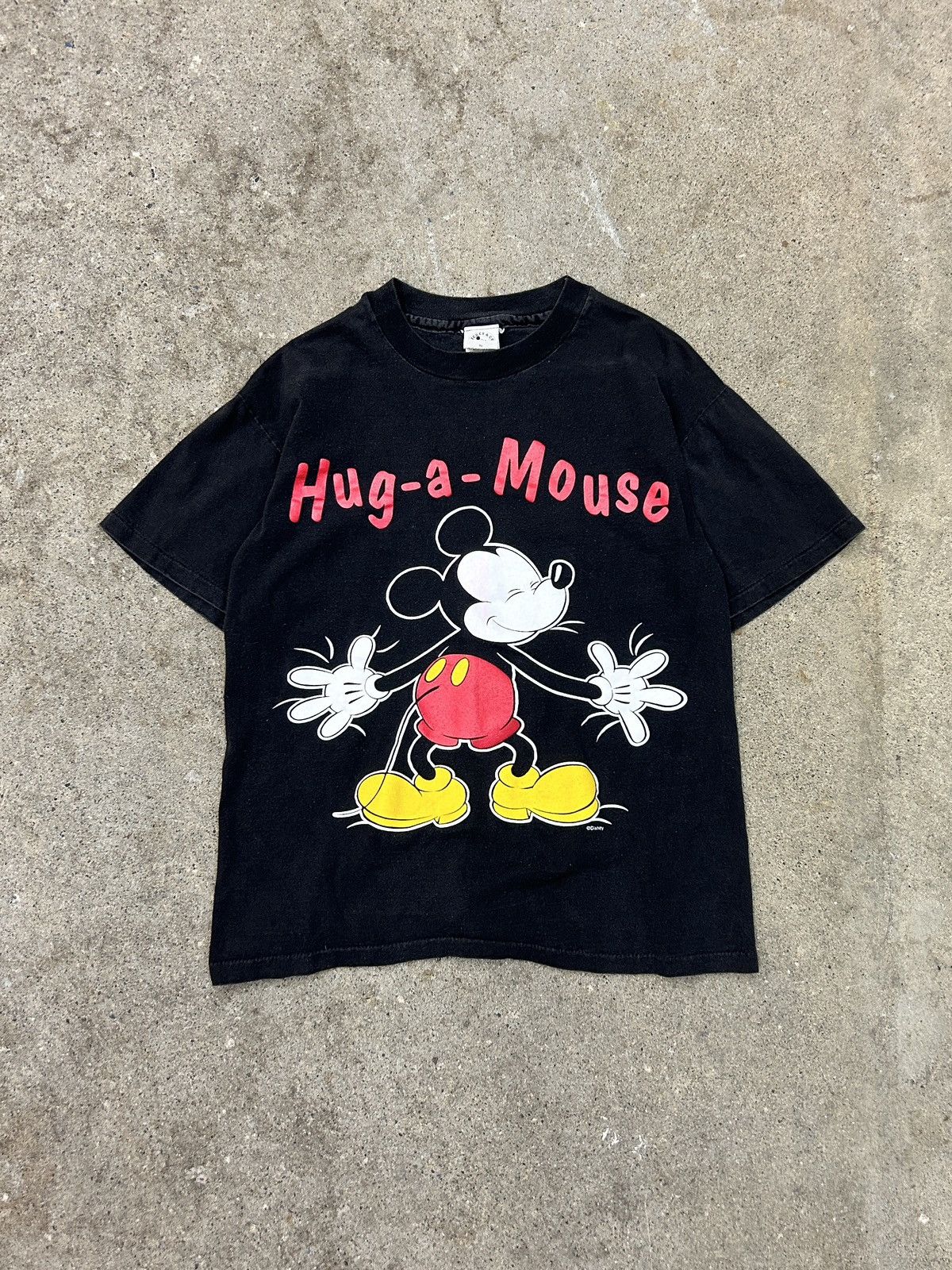 Disney × Vintage 90s Vintage Disney Mickey Mouse Hug A Mouse Tee S/M Size US M / EU 48-50 / 2 - 1 Thumbnail