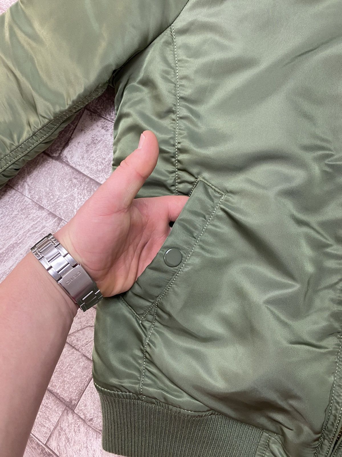 Alpha Industries × Vintage Olive Alpha Industries Bomber Jacket Khaki Size US S / EU 44-46 / 1 - 9 Thumbnail