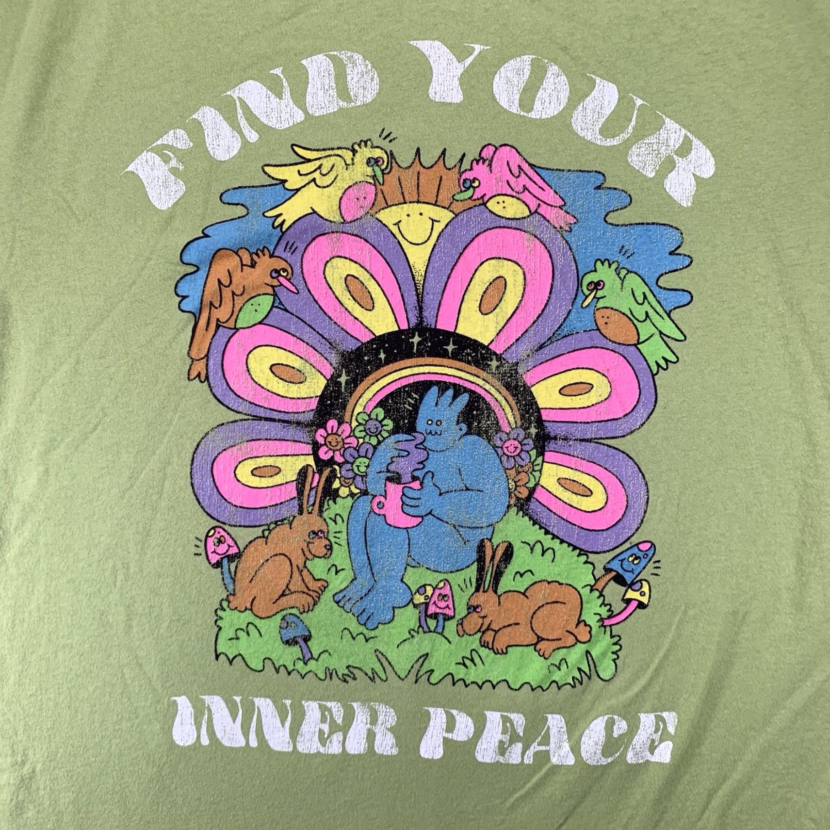 Vintage VINTAGE Gold Hour T-Shirt Unisex Adults Medium Art Peace Graphic 90s Retro Green Size US XXL / EU 58 / 5 - 2 Thumbnail