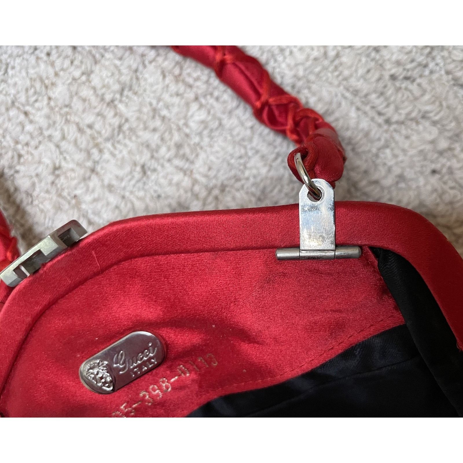 Gucci Vintage Gucci Red Pleated Satin Evening Bag Handbag Clutch Size ONE SIZE - 17 Thumbnail