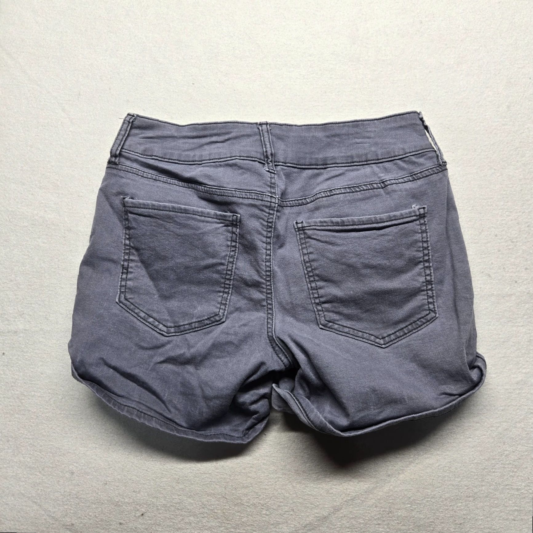 Denime VINTAGE SO Denim Gray Jean Shorts Women Junior Size 7 Low Rise Casual 5-Pocket Style Size 28" / US 6 / IT 42 - 7 Thumbnail