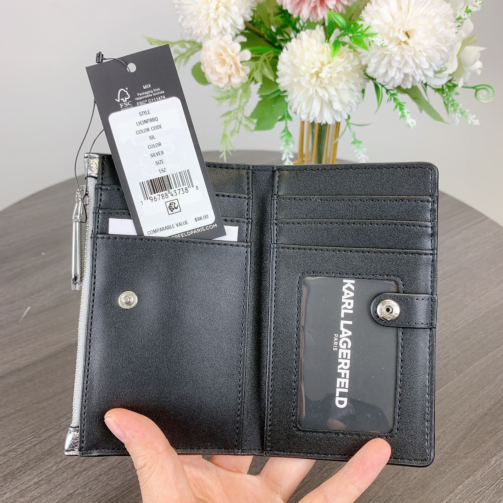 Karl Lagerfeld Karl Lagerfeld LH3NP8BQ BIFOLD CARD CASE CATE PINS SILVER Size ONE SIZE - 4 Thumbnail