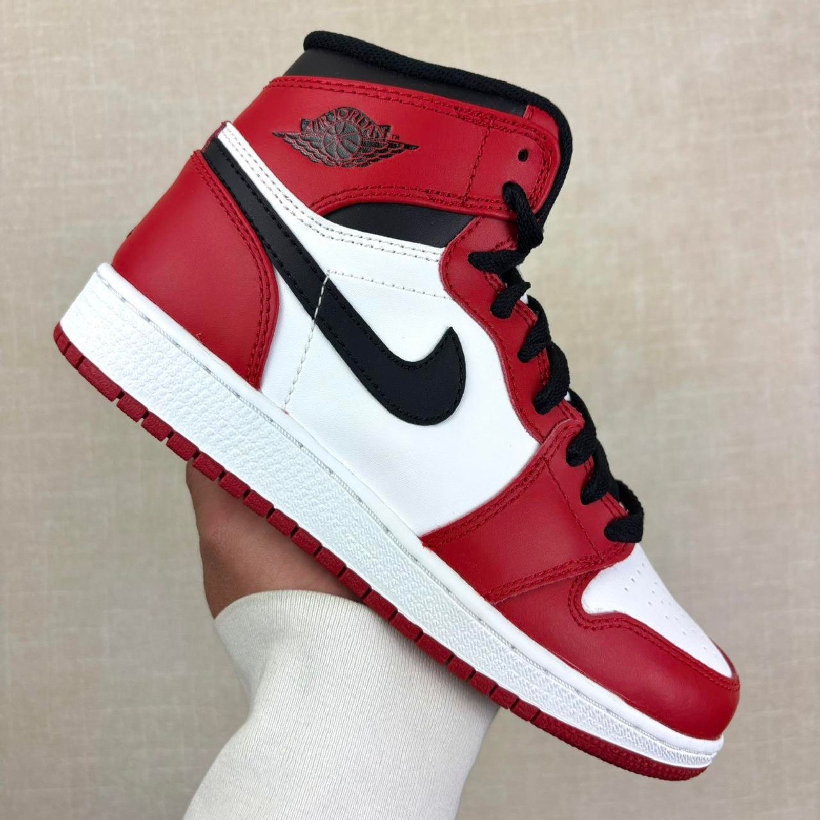 JordanLuca 🥊 2013 Jordan 1 Retro "Chicago" 5.5W Size US 5.5 / IT 35.5 - 1 Thumbnail