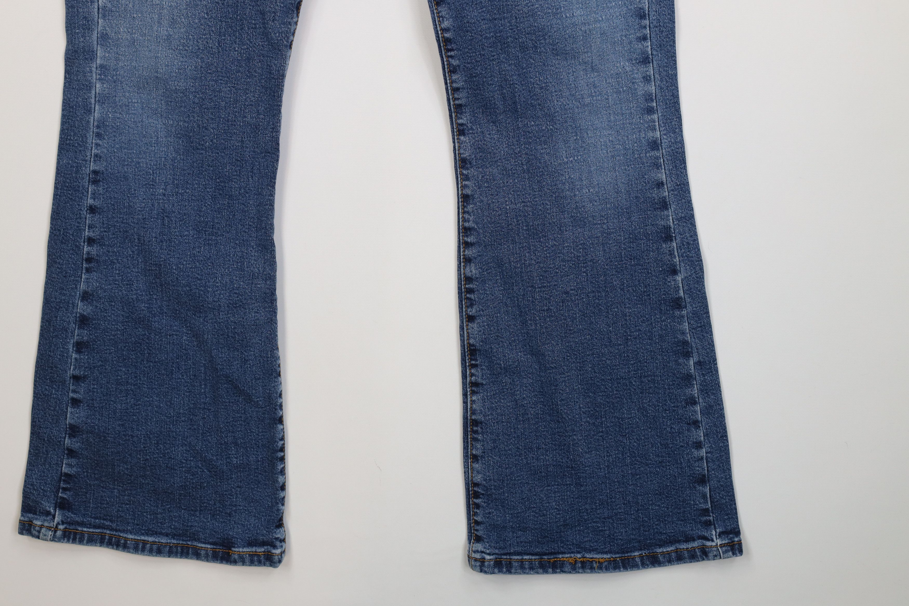 Levi's Vintage Y2K 2004 Levis 519 Babydoll Low Flared Denim Jeans Size 32" / US 10 / IT 46 - 5 Thumbnail