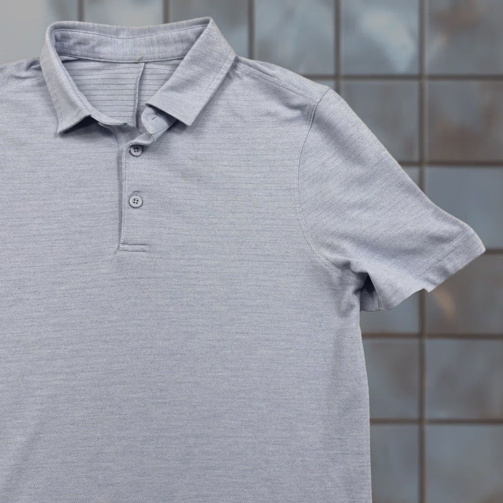 Lululemon Lululemon Polo Shirt Mens Medium Blue Solid Lightweight Performance Knit Casual Shirt Polo Size US M / EU 48-50 / 2 - 1 Thumbnail