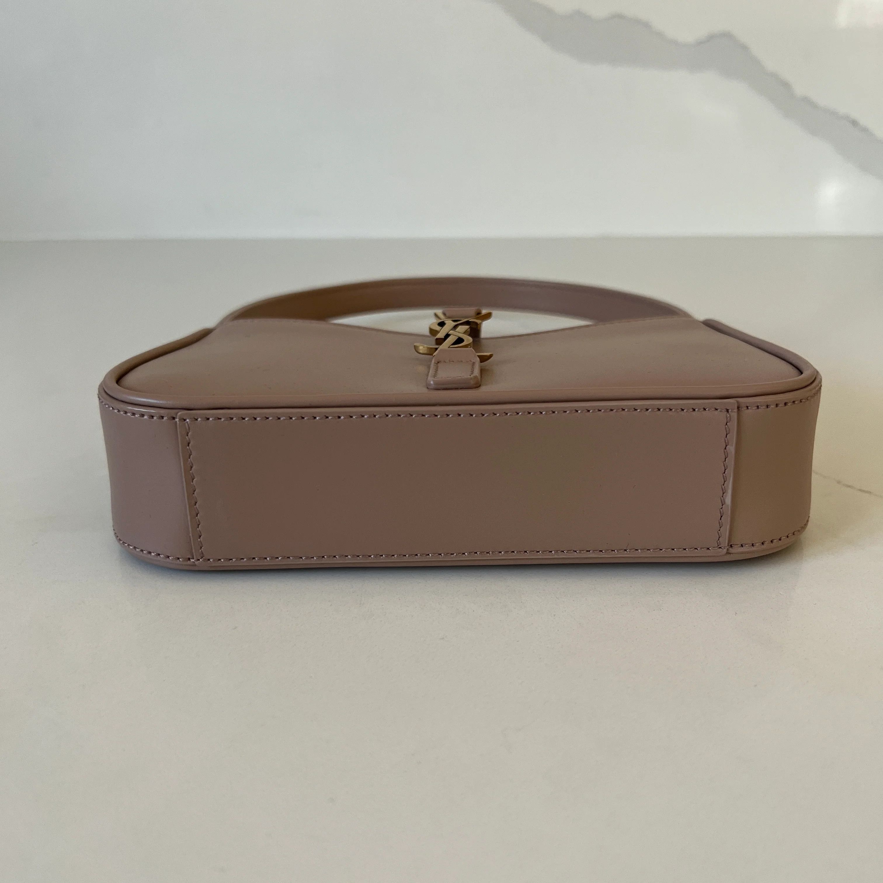 Saint Laurent Paris o1s1wg110924 Size: OS / Mini 5 À7 Leather Hobo Bag Rosy Sand Size ONE SIZE - 4 Thumbnail