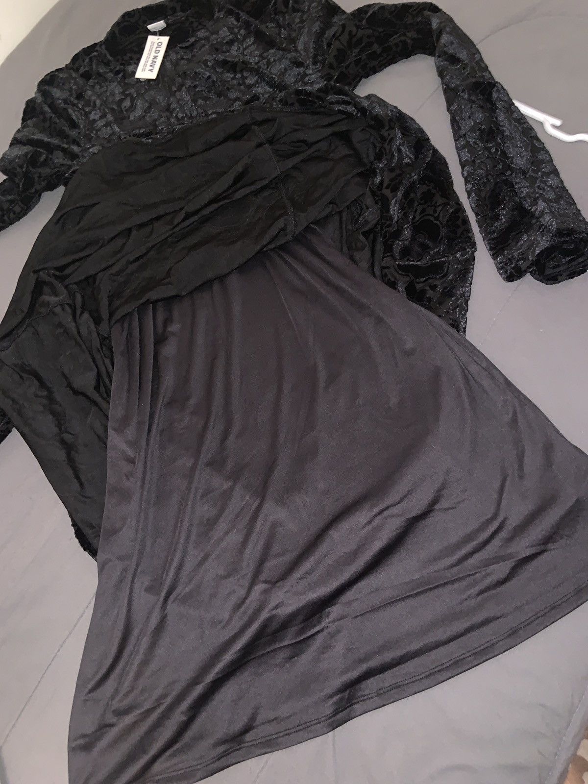 Old Navy Womens - Long Sleeve Velour Mini Dress - Size Medium Size M / US 6-8 / IT 42-44 - 5 Thumbnail