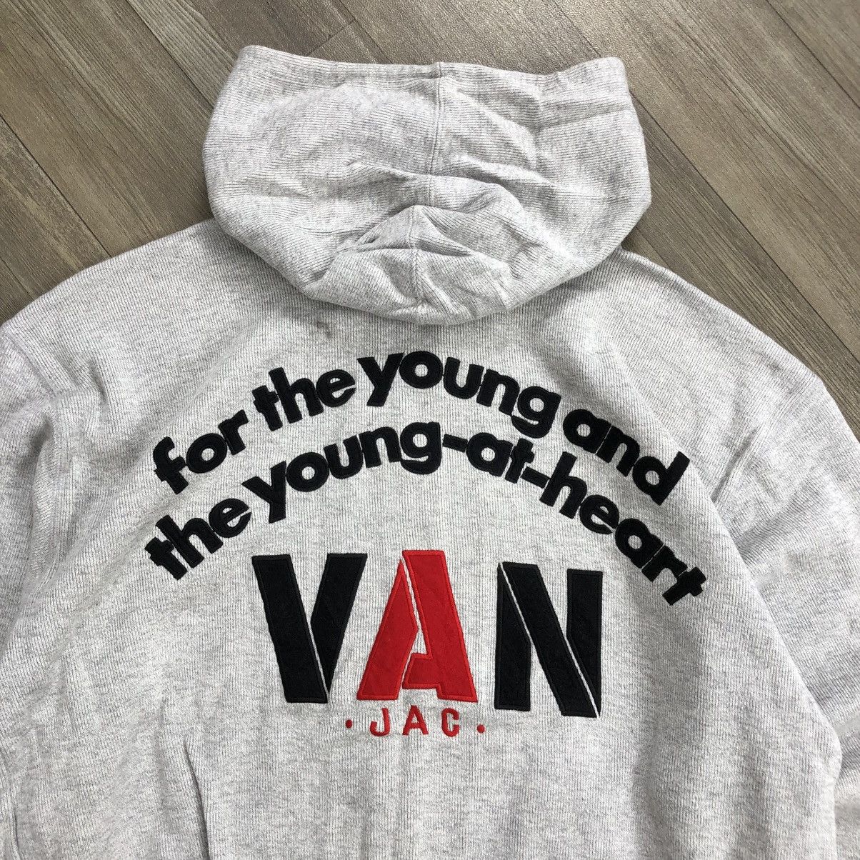 Japanese Brand × Van Vintage Van Jac Japan Streetwear Embroidery Boxy Zip Hoodie Size US L / EU 52-54 / 3 - 2 Thumbnail