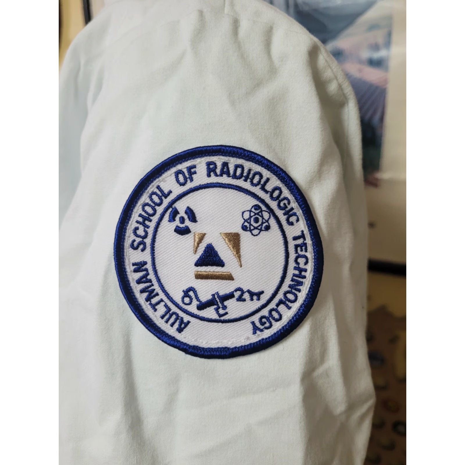 Vintage Aultman Hospital Radiology Student Scrub Top Shirt XXL 2XL White Landau Unisex Medical Size US XXL / EU 58 / 5 - 3 Thumbnail
