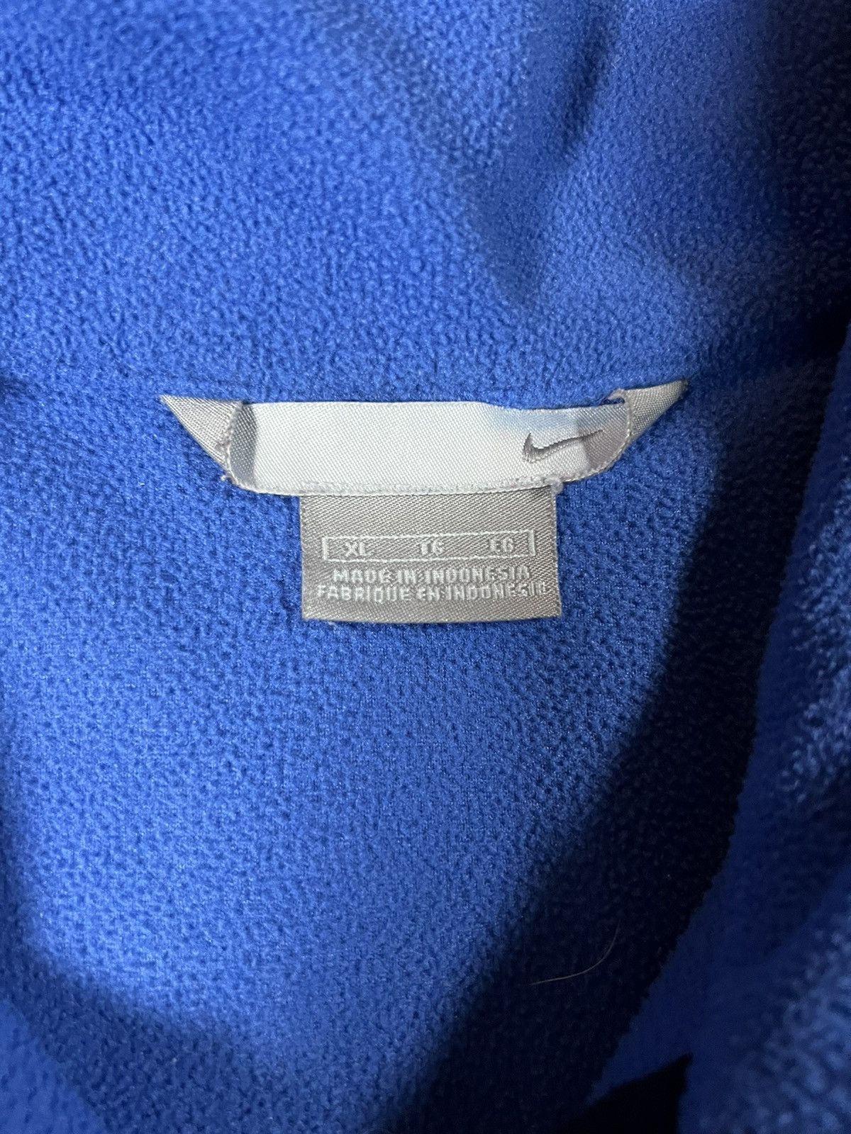 Nike Vintage Y2K Distressed Blue Nike Fleece Sherpa Jacket Size US XL / EU 56 / 4 - 4 Thumbnail