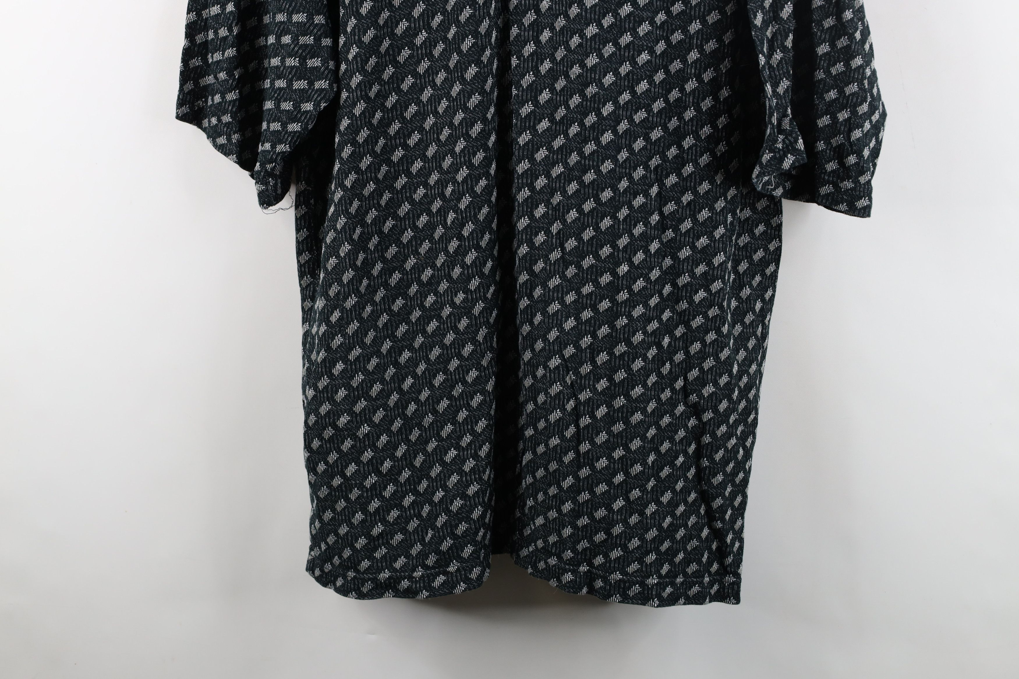 Vintage Vintage 90s Streetwear Geometric Collared Golf Polo Shirt Size US XL / EU 56 / 4 - 3 Thumbnail