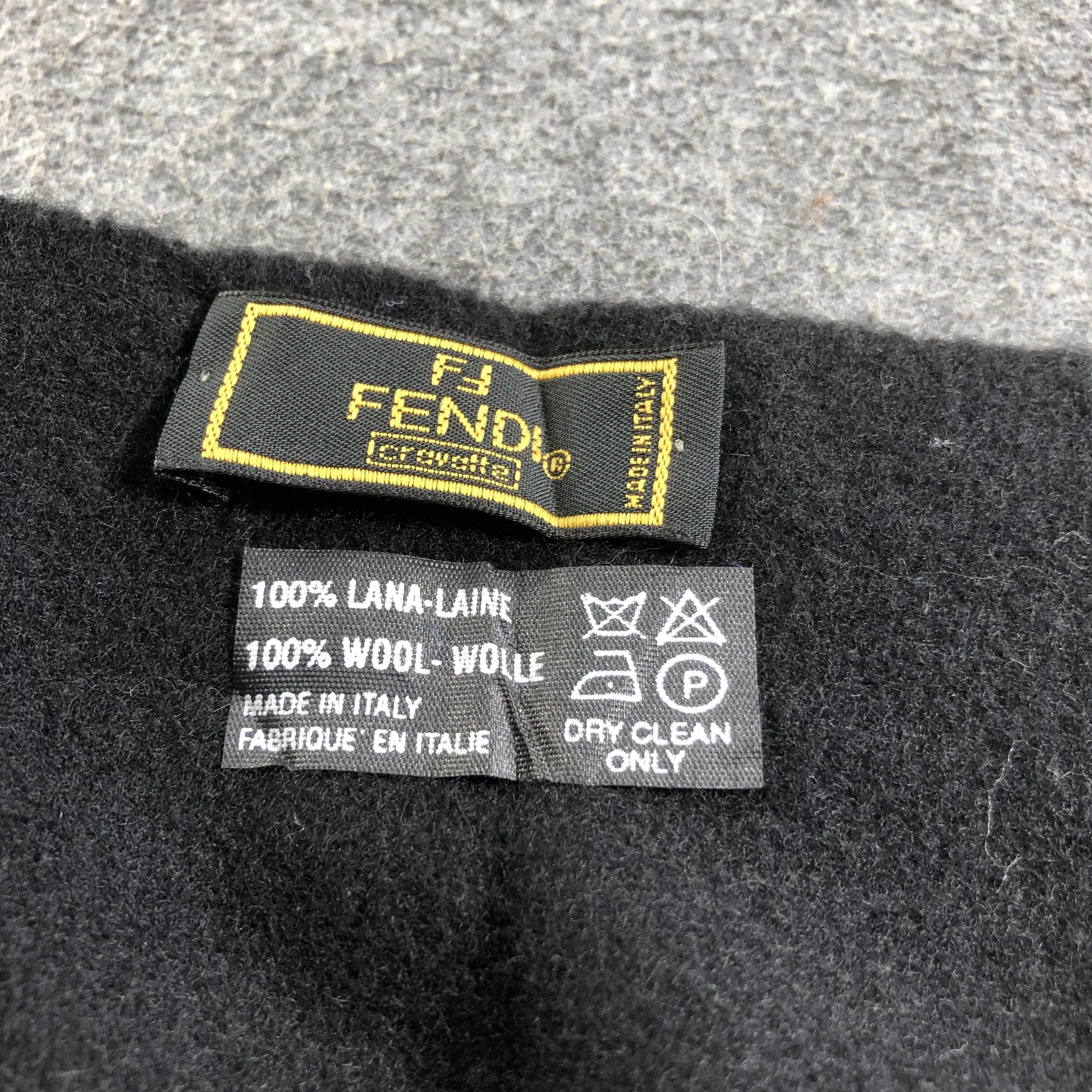 Fendi Fendi Plain Black Wool Scarf Muffler V1196 Size ONE SIZE - 5 Thumbnail