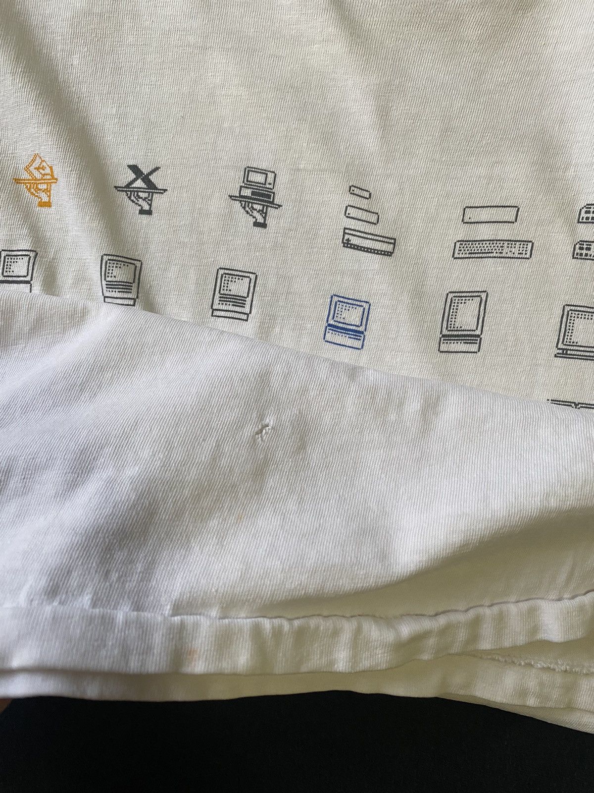 Apple × Vintage Vintage 1989 Apple Tee Size US L / EU 52-54 / 3 - 3 Thumbnail