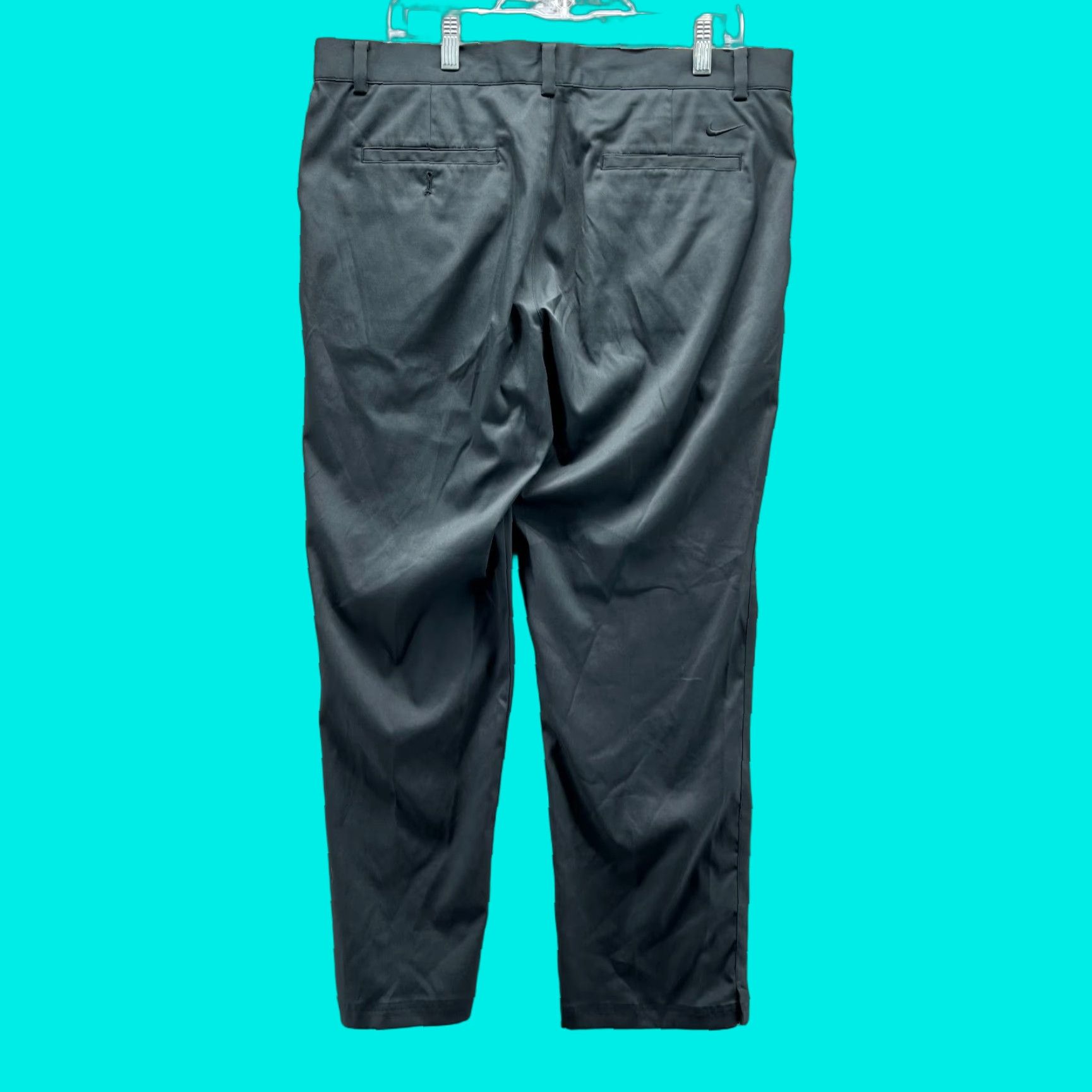 Nike Nike Pants Men 36x30 Black Chino Flat Front Regular Straight Pocketed Dress / Casual Trousers Size US 36 / EU 52 - 1 Thumbnail