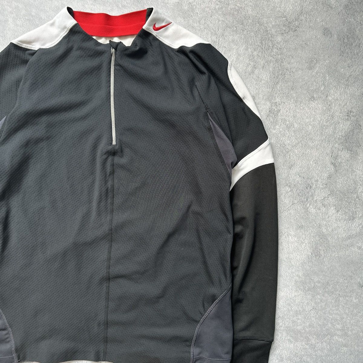 トップス 00s nike sphere technical long sleeve Nike × Streetwear × Vintage 2000s Nike Sphere by Tony Spackman