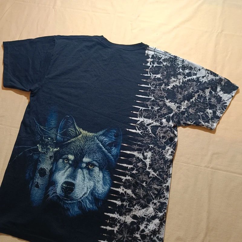 Vintage Vintage 90s Black Tshirt Wolf Moon Print Double Sided XL Size US XL / EU 56 / 4 - 11 Thumbnail