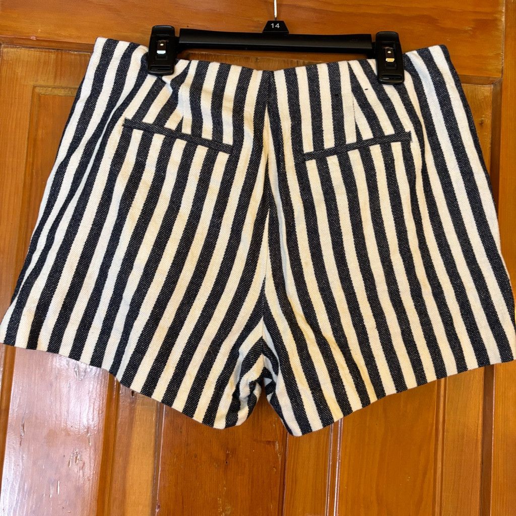 Banana Republic Banana Republic womens shorts Size 26" / US 2 / IT 38 - 5 Thumbnail