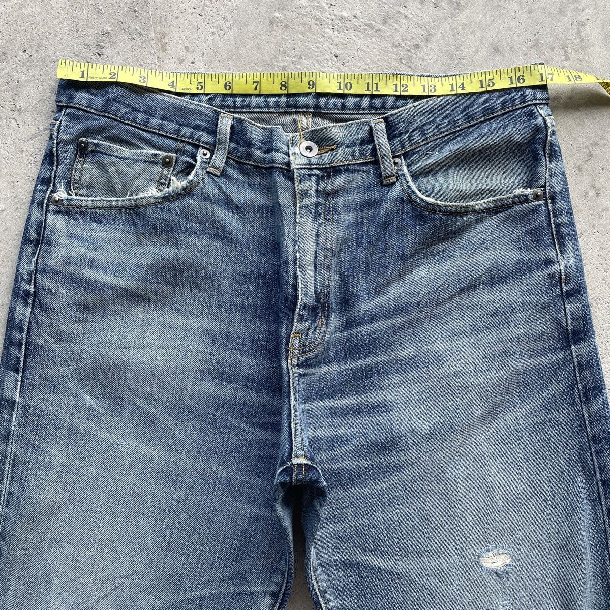 Japanese Brand Vintage Japanese Distressed Jeans Ripped Denim Pants Faded Size US 34 / EU 50 - 5 Thumbnail