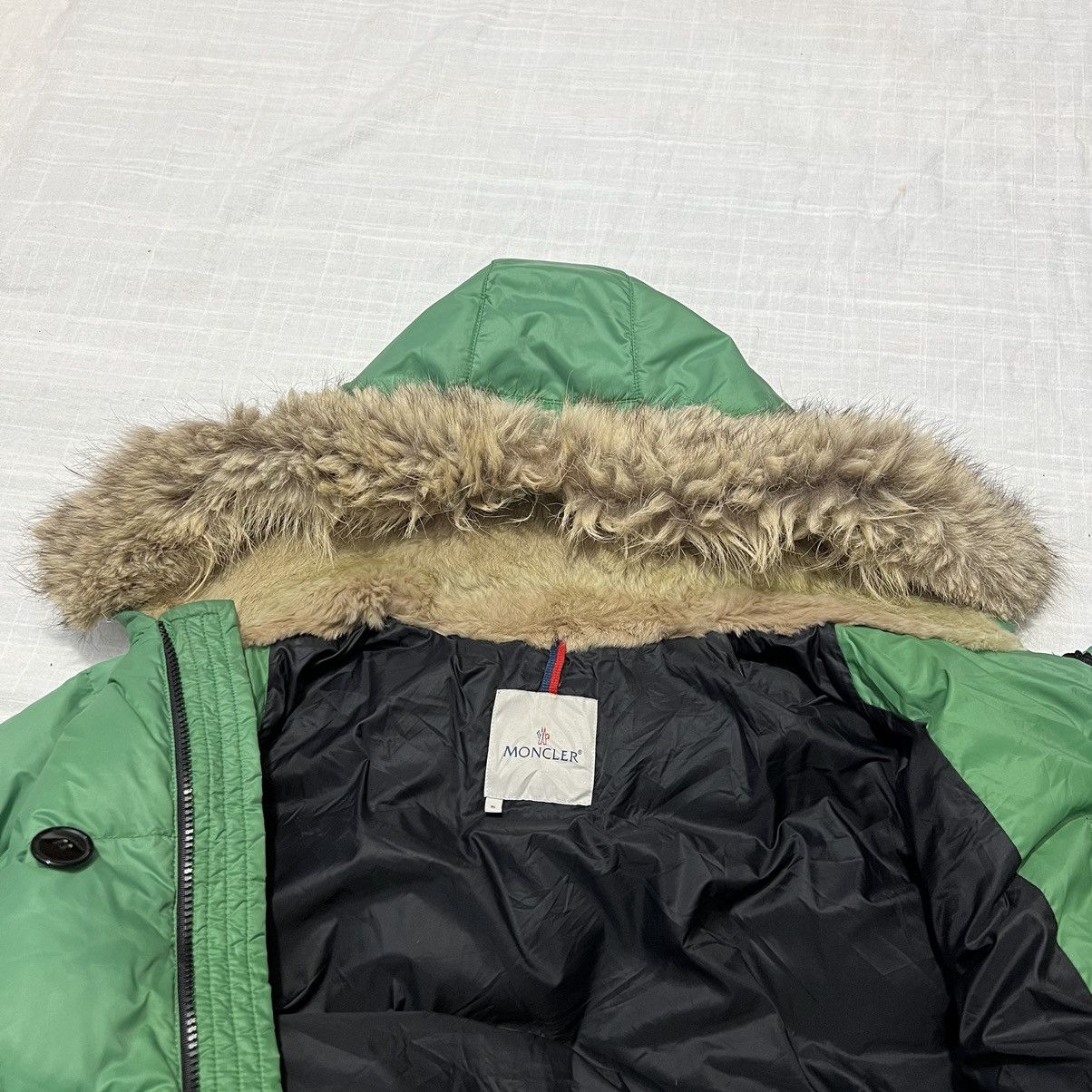 Moncler × Vintage Moncler vintage bulgarie fur hooded jacket Size US XL / EU 56 / 4 - 14 Thumbnail