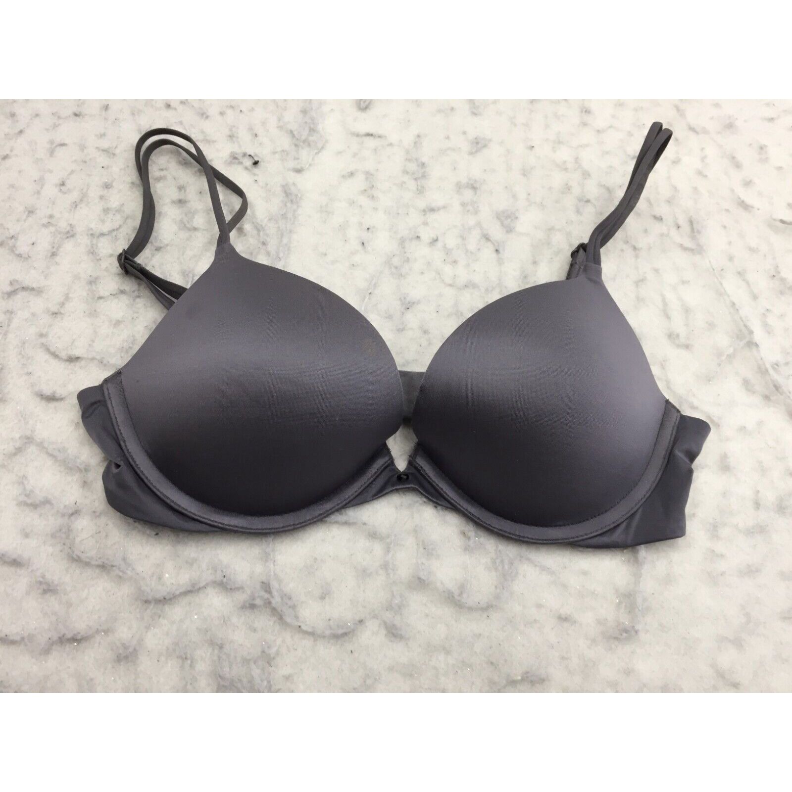 Victoria's Secret Victorias Secret Very Sexy Push-Up Bra Size 32C Shiny ...