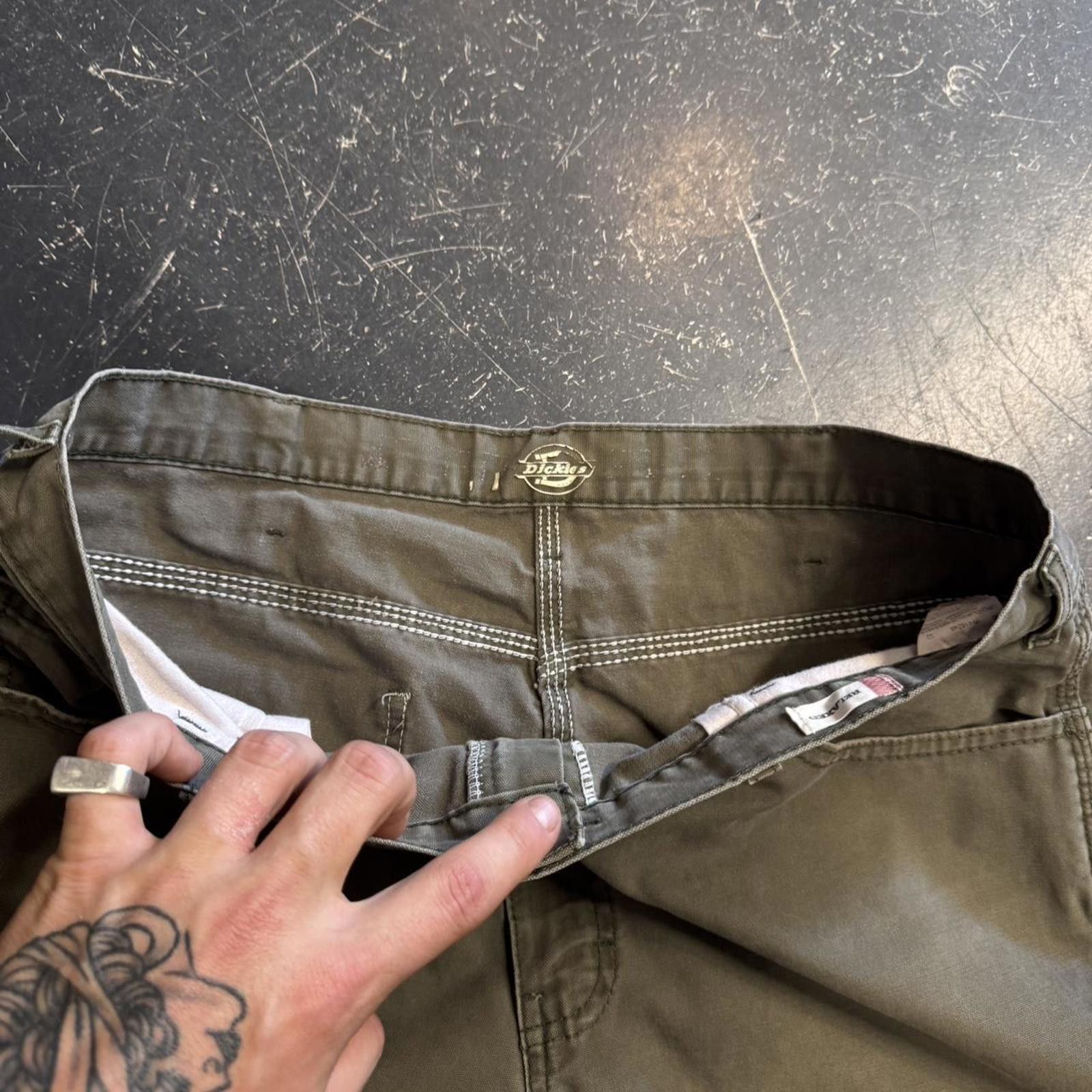 Dickies × Vintage Vintage Olive Dickies Shorts Size US 34 / EU 50 - 6 Thumbnail
