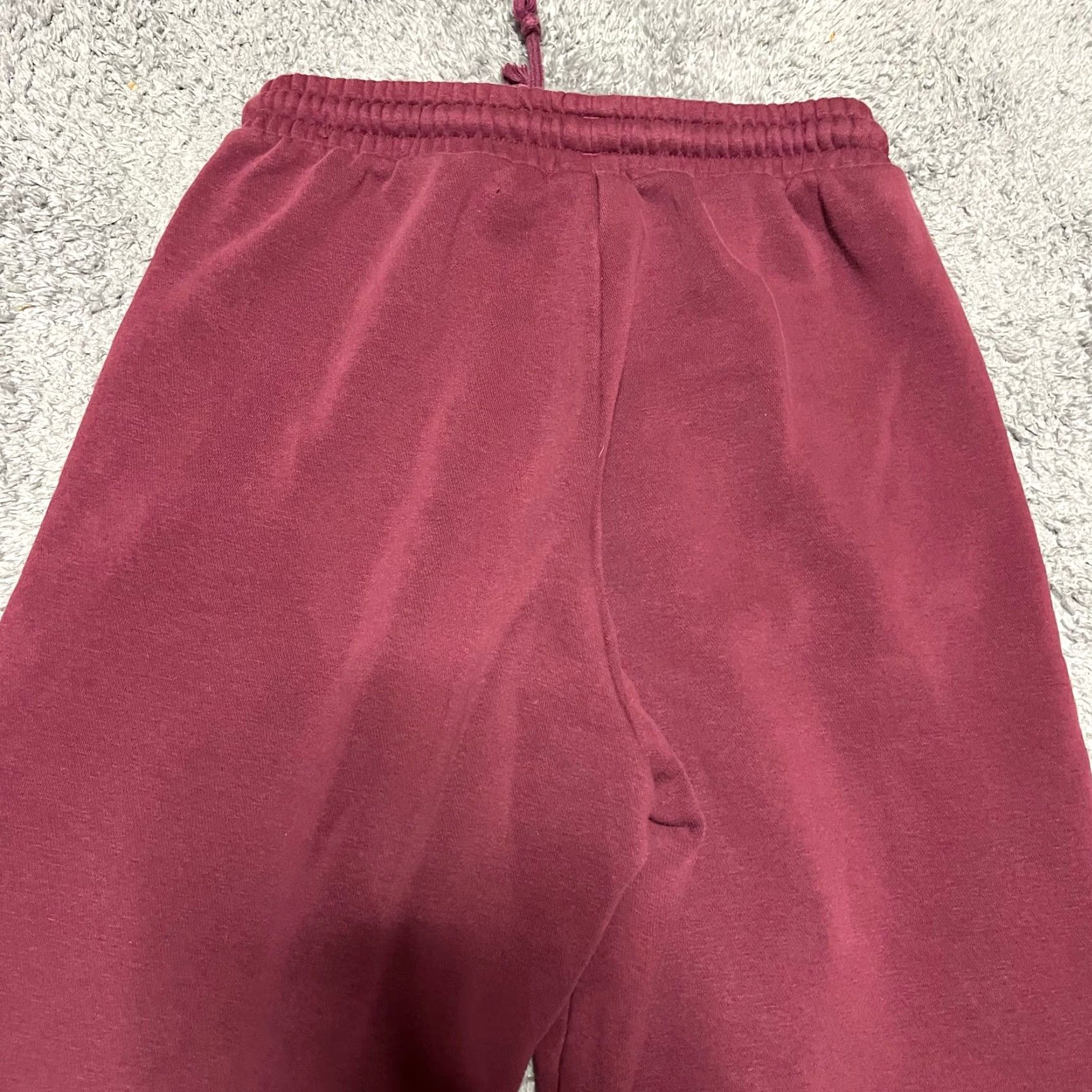 Adidas Adidas Pants Womens Small Logo Play Cuff Jogger Victory Crimson H20450 Size 28" / US 6 / IT 42 - 5 Thumbnail