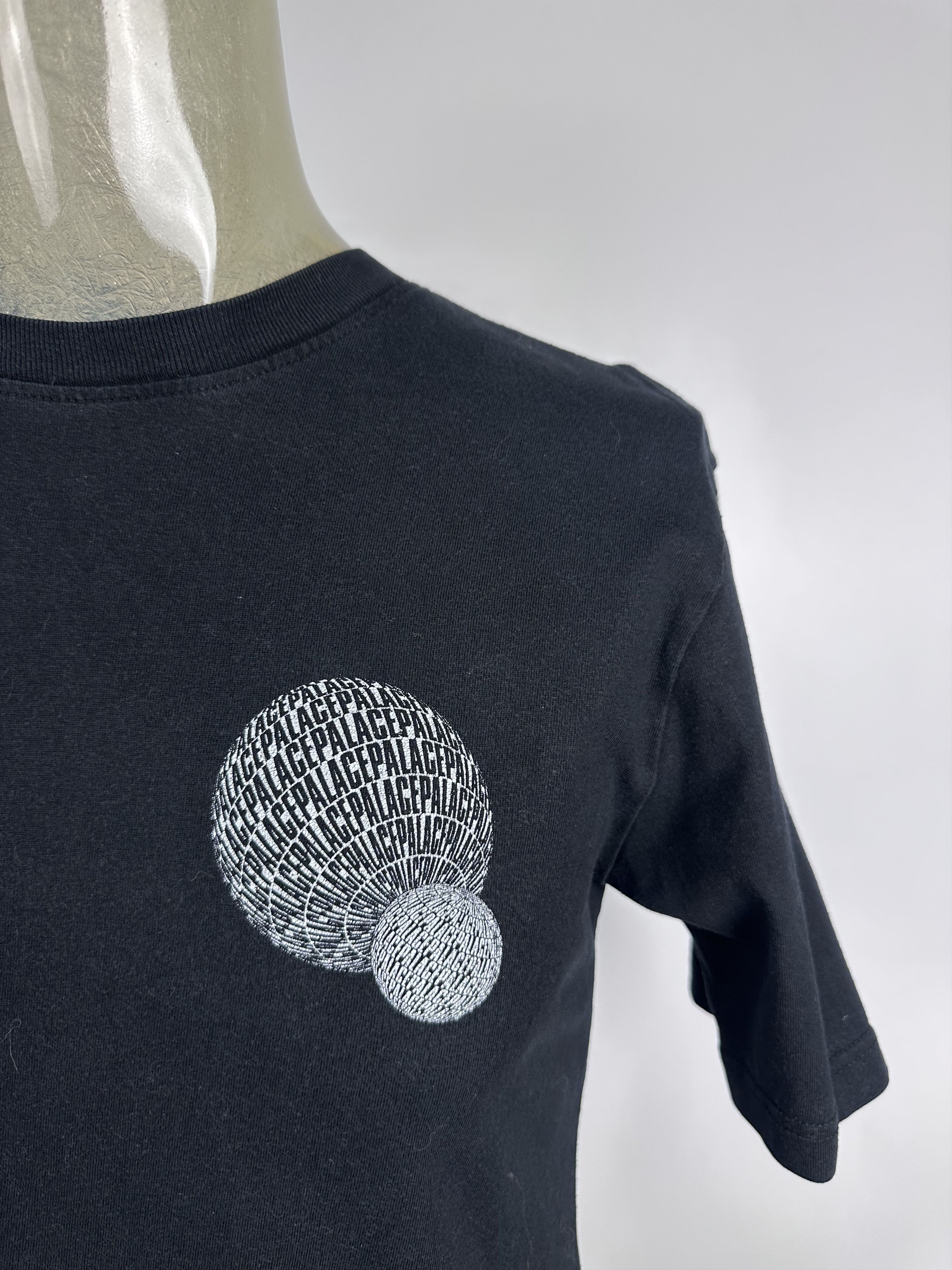 Palace × Vintage Palace globe tee planet big logo back mens size S black Size US S / EU 44-46 / 1 - 3 Thumbnail