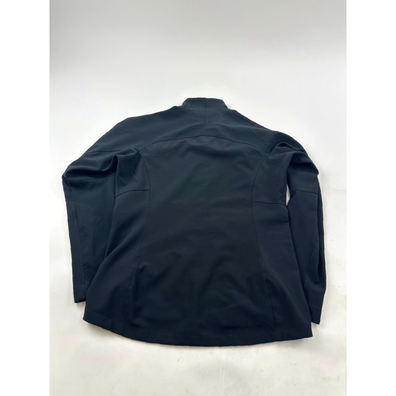 Patagonia Patagonia Jacket Womens Medium Black Adze Soft Shell Full Zip Logo Pockets Regular Fit Outdoor Fall Winter (Jacket) Size M / US 6-8 / IT 42-44 - 2 Thumbnail