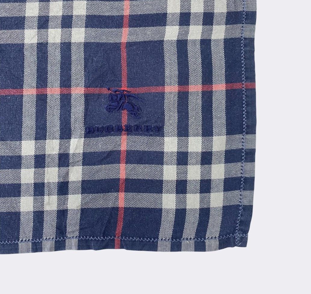 Burberry Vintage Burberry Handkerchief Neckerchief Bandana H045R Size ONE SIZE - 3 Thumbnail