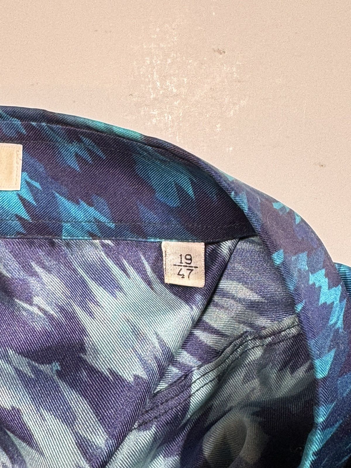 Versace Versace Multi-color Silk Shirt Size US M / EU 48-50 / 2 - 8 Thumbnail