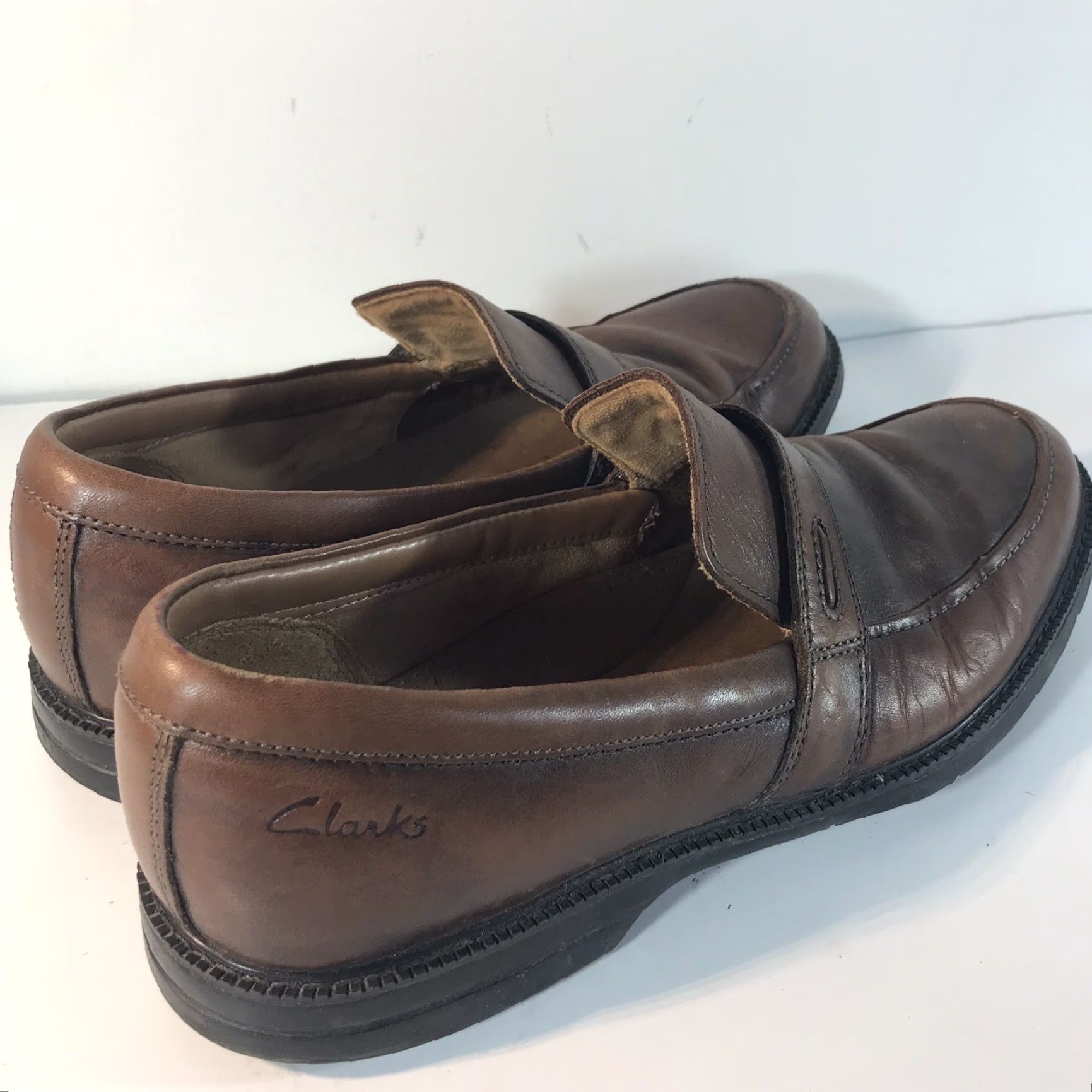 Clarks Vintage-free Clarks Leather Loafers Mens Size 8M Brown Slip-On Casual Shoes Size US 8 / EU 41 - 2 Thumbnail