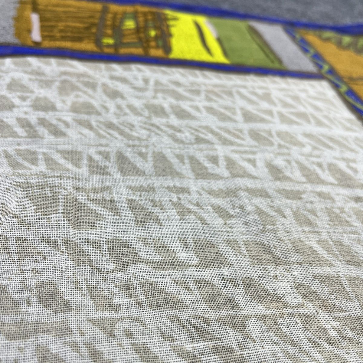 Issey Miyake × Japanese Brand Issey Miyake Handkerchief / Bandana / Neckerchief B736 Size ONE SIZE - 7 Thumbnail