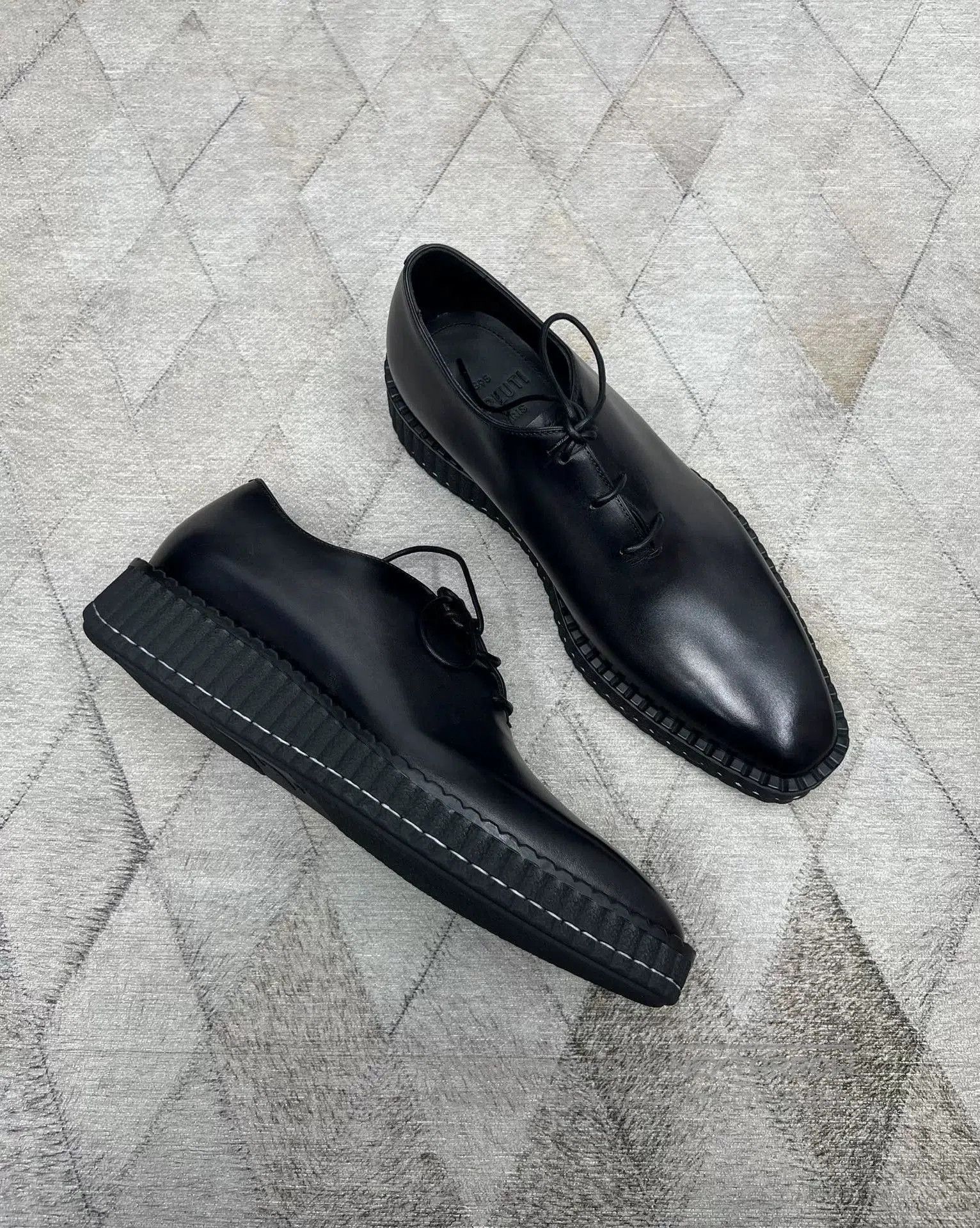 Berluti Berluti Handcrafted Lace-up Leather Shoes. Size US 6 / EU 39 - 3 Thumbnail