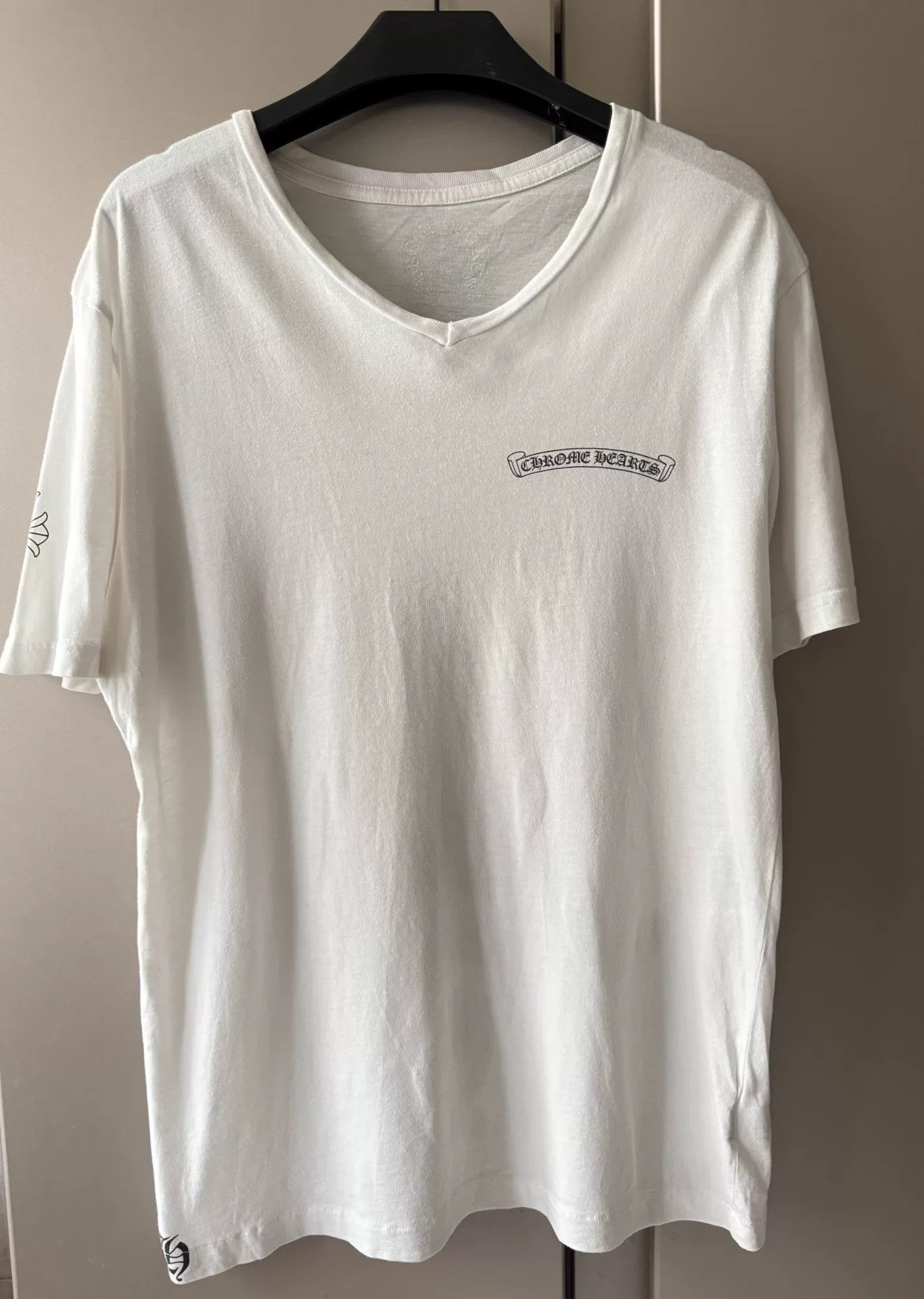 Chrome Hearts Chrome Hearts White V-Neck Short Sleeve Top Size M / US 6-8 / IT 42-44 - 1 Thumbnail